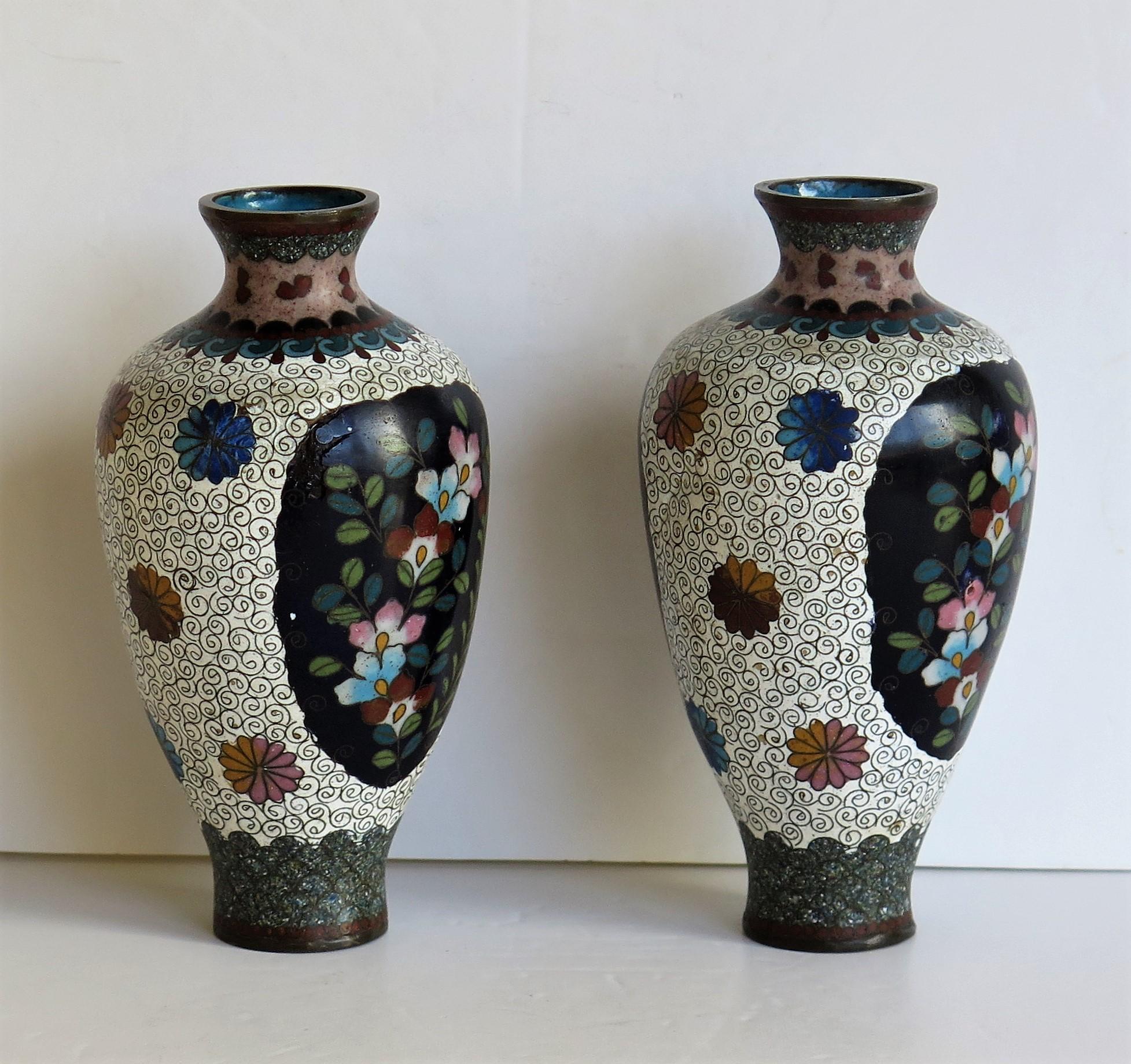 Japanese Cloisonné Vases Butterflies & Flowers, 19th Century Meiji Period, Pair In Good Condition For Sale In Lincoln, Lincolnshire