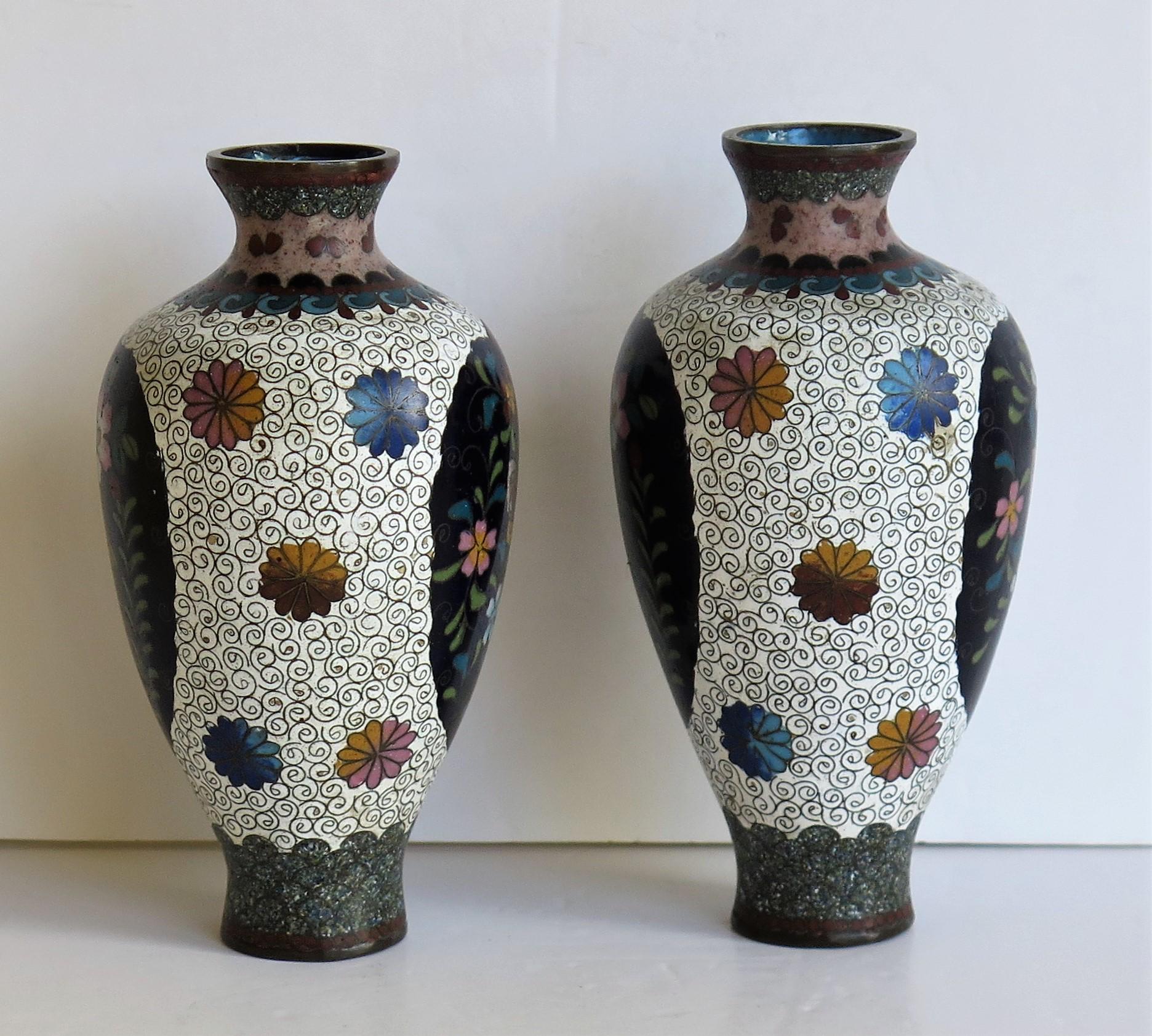 Japanese Cloisonné Vases Butterflies & Flowers, 19th Century Meiji Period, Pair For Sale 1