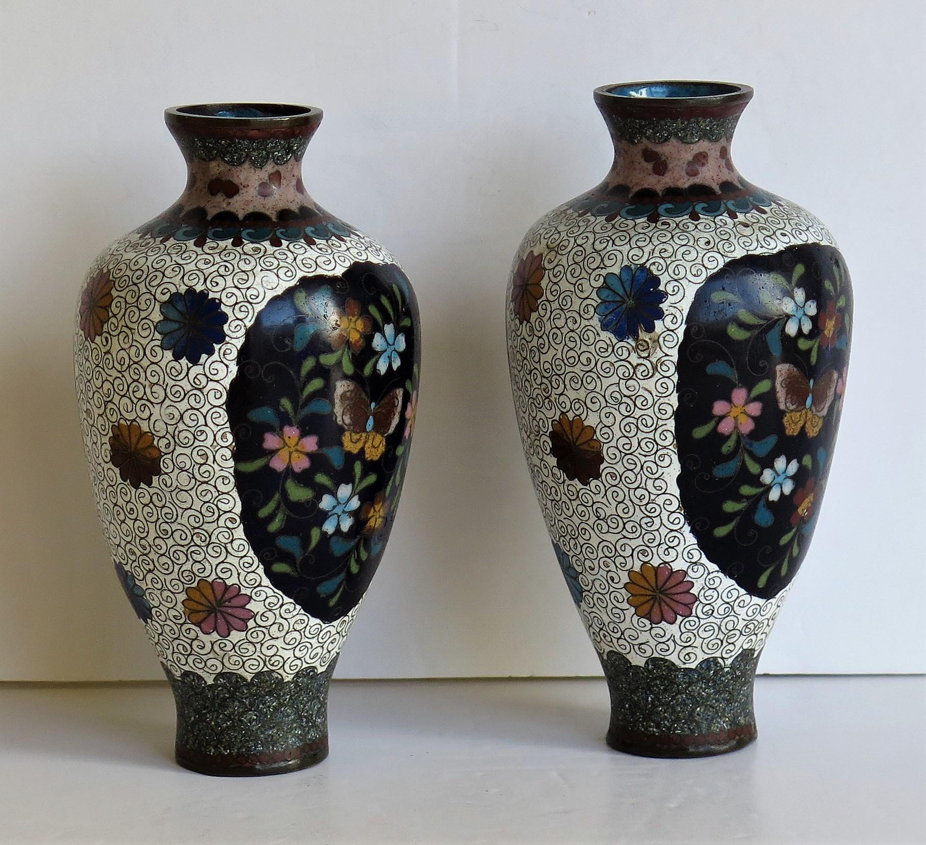 Japanese Cloisonné Vases Butterflies & Flowers, 19th Century Meiji Period, Pair For Sale 2