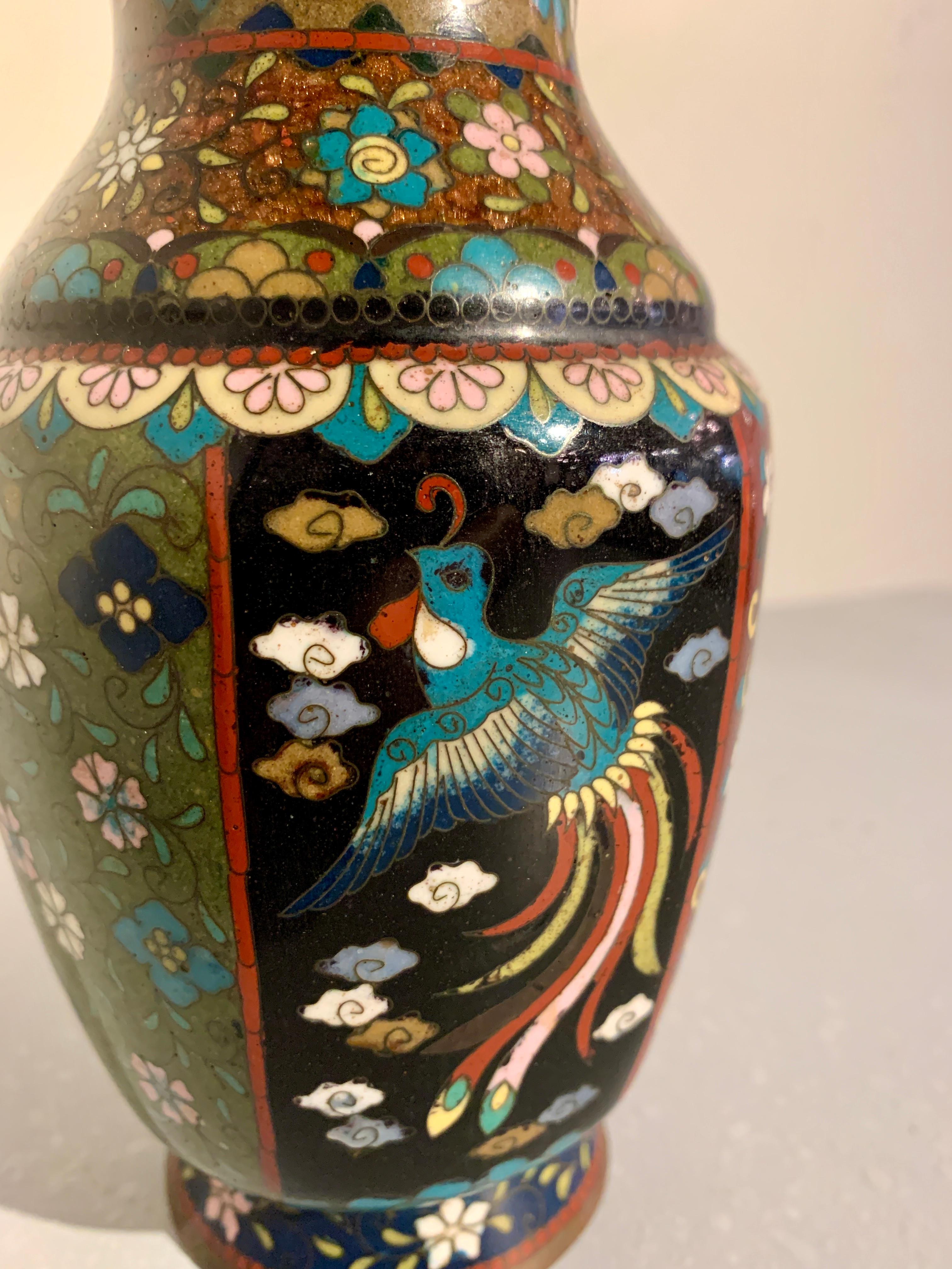Pair Japanese Cloisonne Vases, Meiji Period, Late 19th Century, Japan 6