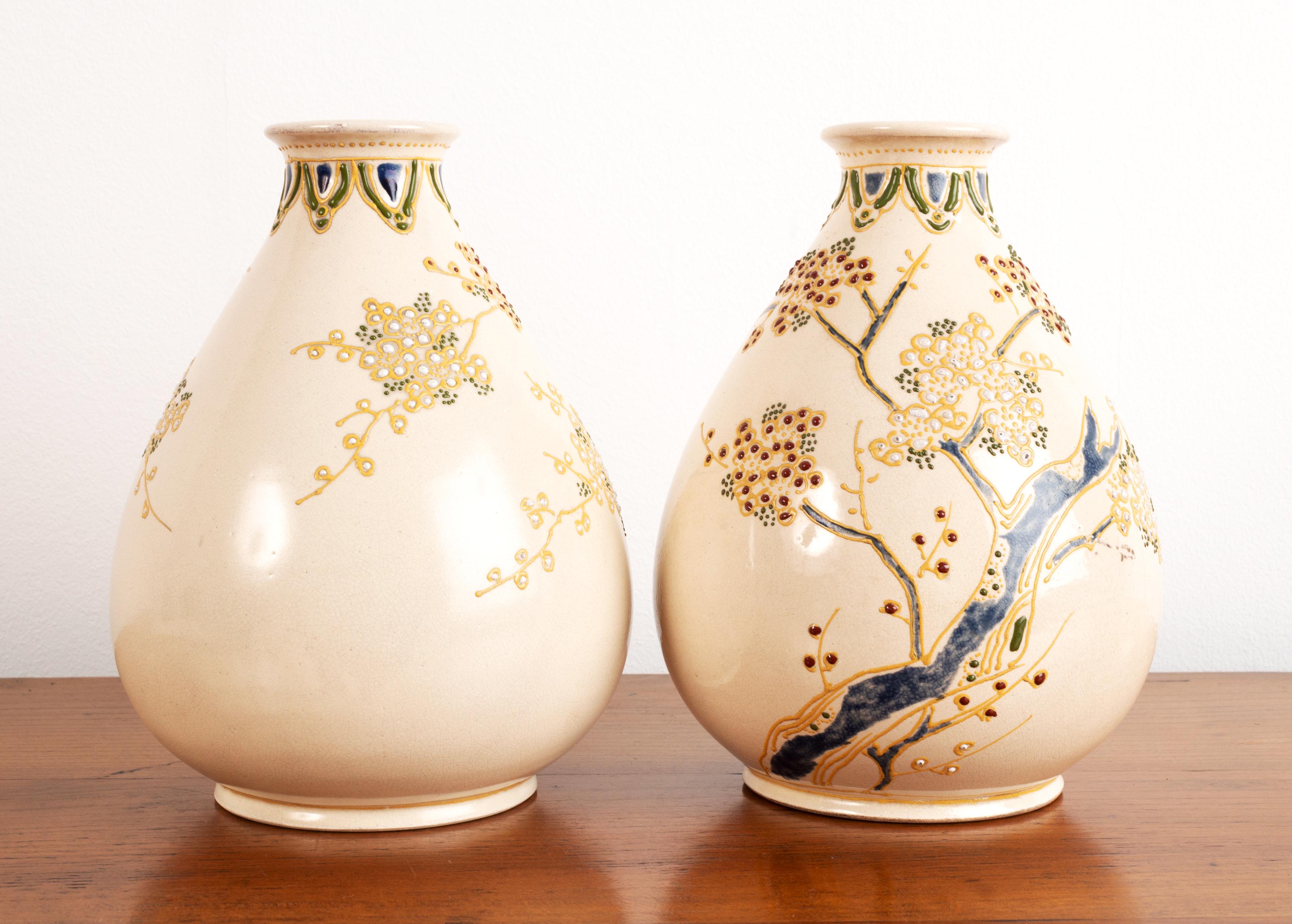 vases from japan