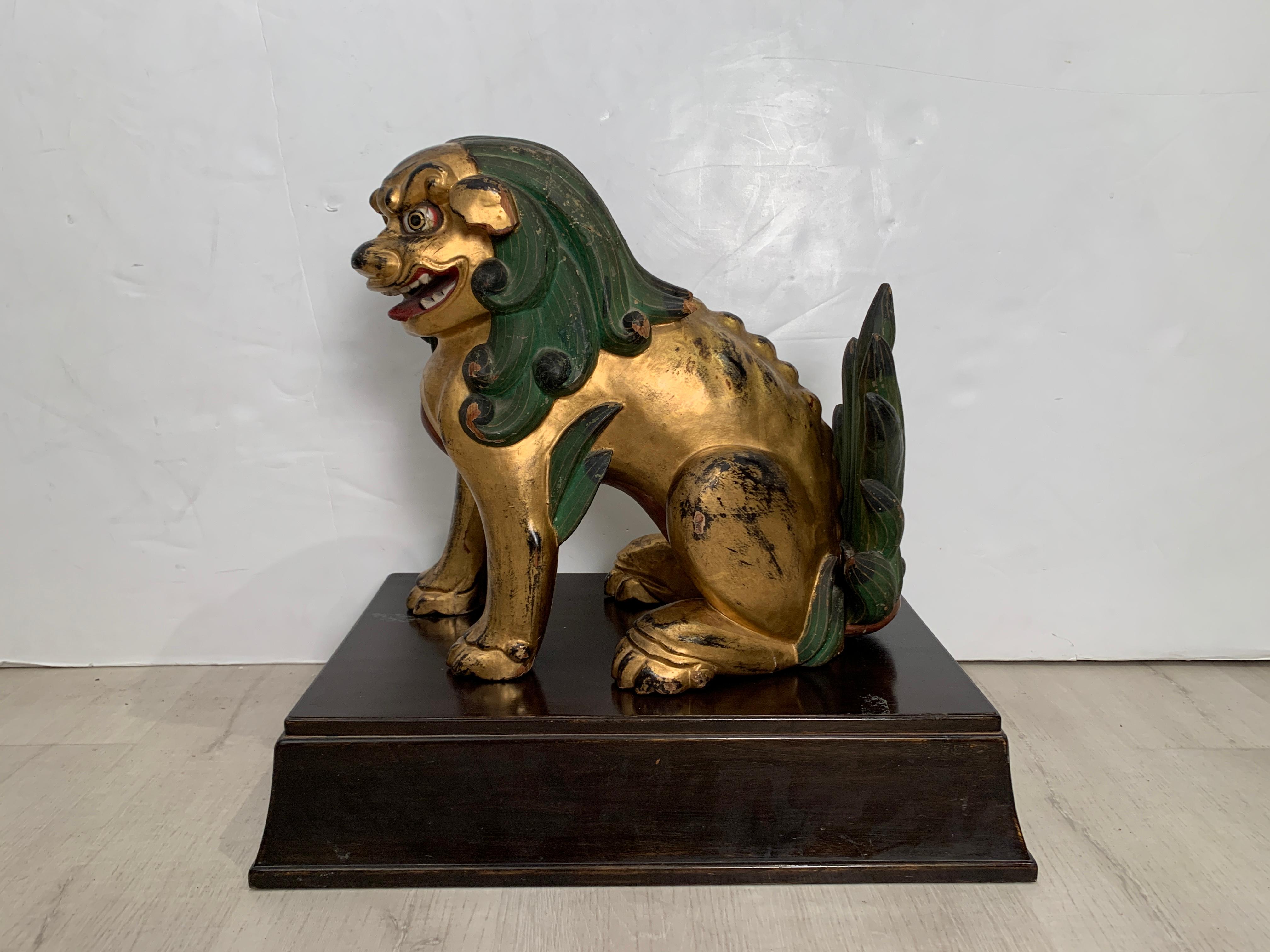 Pair of Japanese Gilt Wood Komainu, Guardian Lions, Early 20th Century, Japan For Sale 8