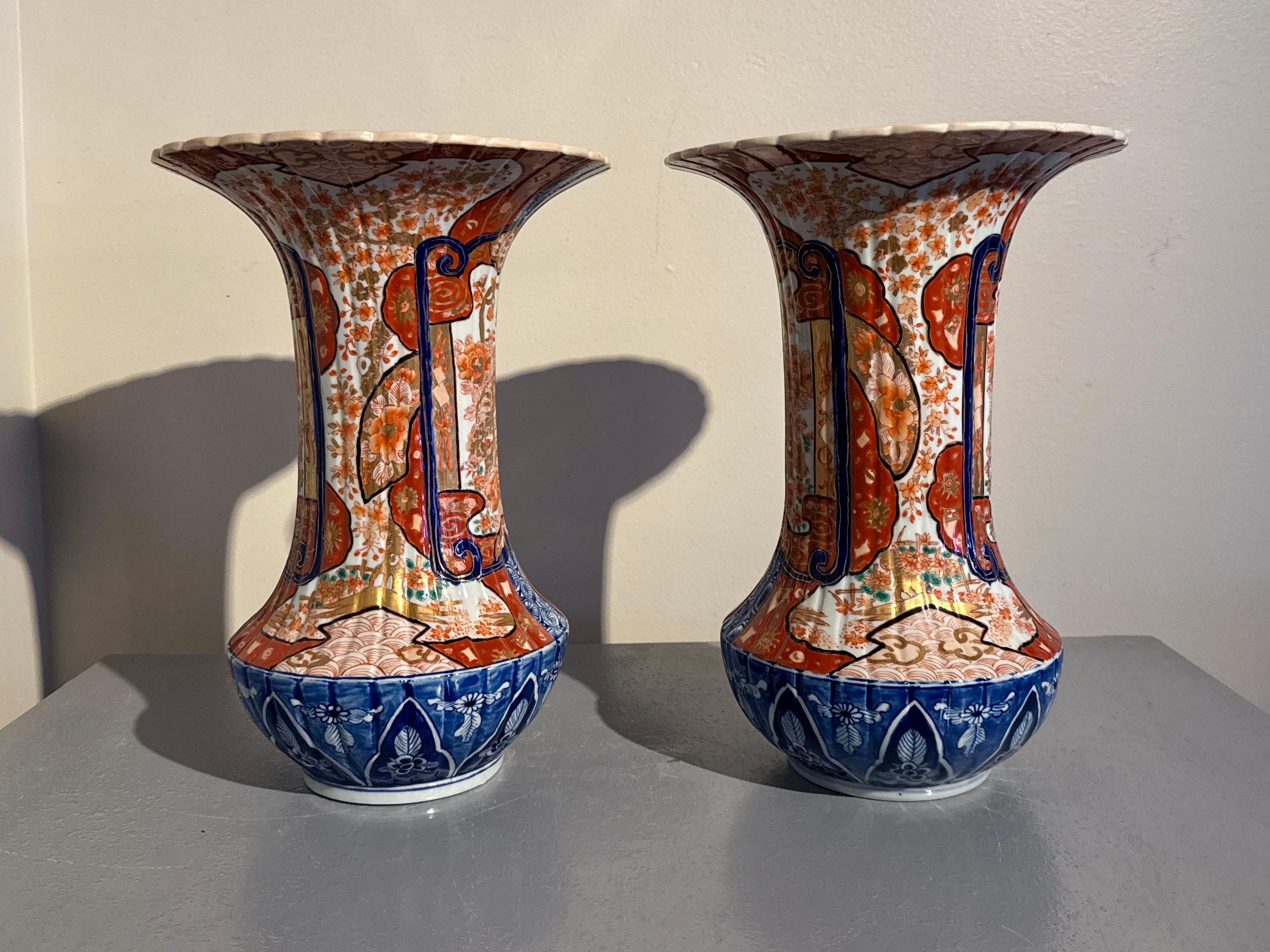 Early 20th Century Pair Japanese Imari Fluted Trumpet Vases, Meiji Period, circa 1900, Japan For Sale
