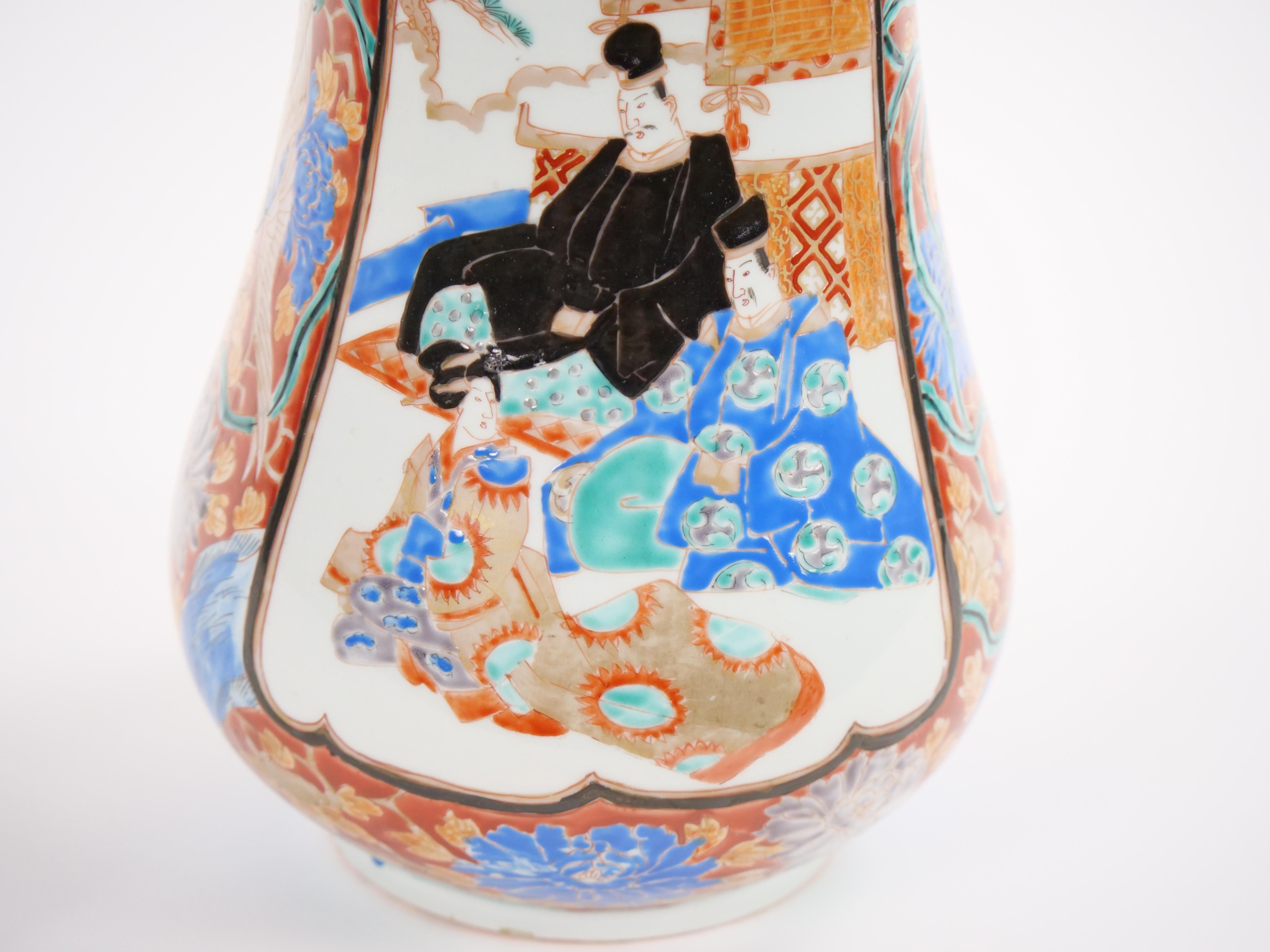 Paar japanische Imari-Porzellanvasen in Kürbisform im Angebot 4