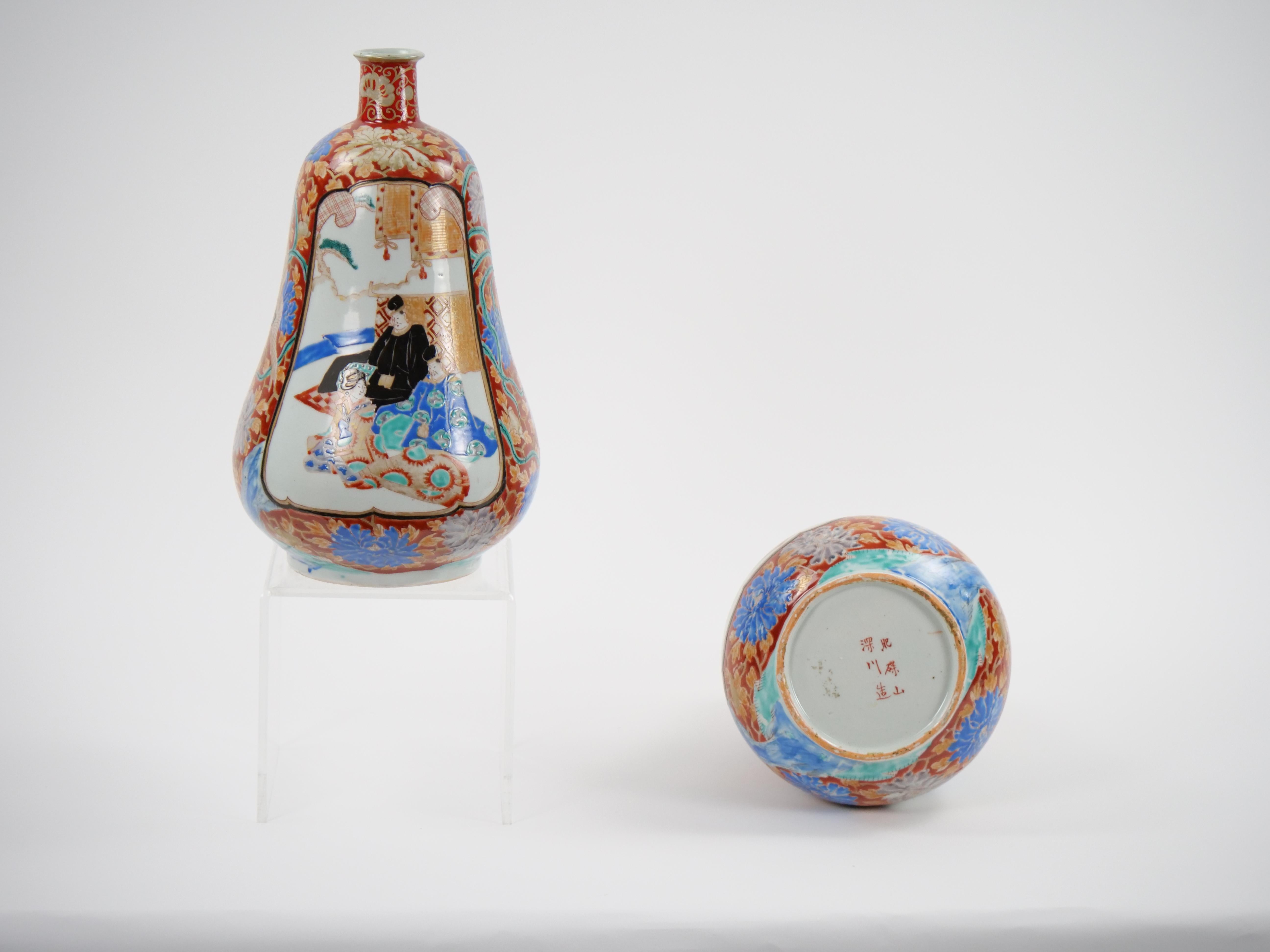 Pair Japanese Imari Gourd Shaped Porcelain Vases For Sale 9