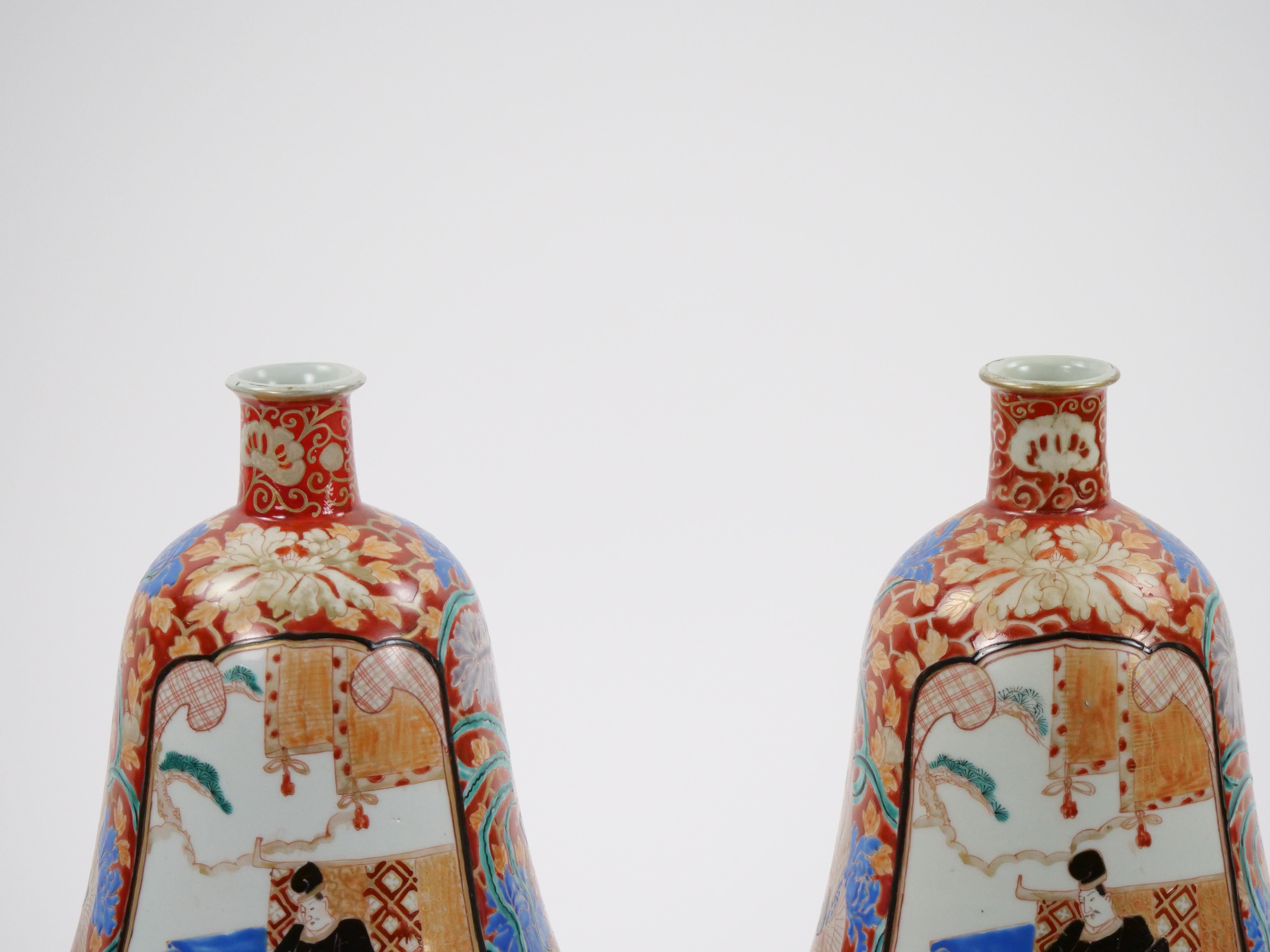 Japonisme Pair Japanese Imari Gourd Shaped Porcelain Vases For Sale