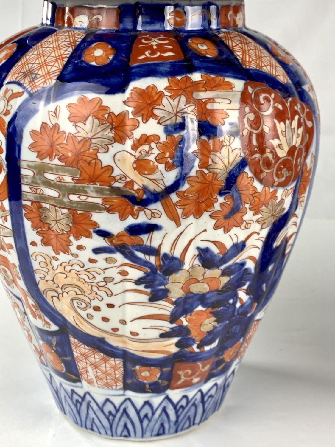 Hand-Painted Pair Imari Jars Made in the Meiji Period, Japan Circa 1880 For Sale