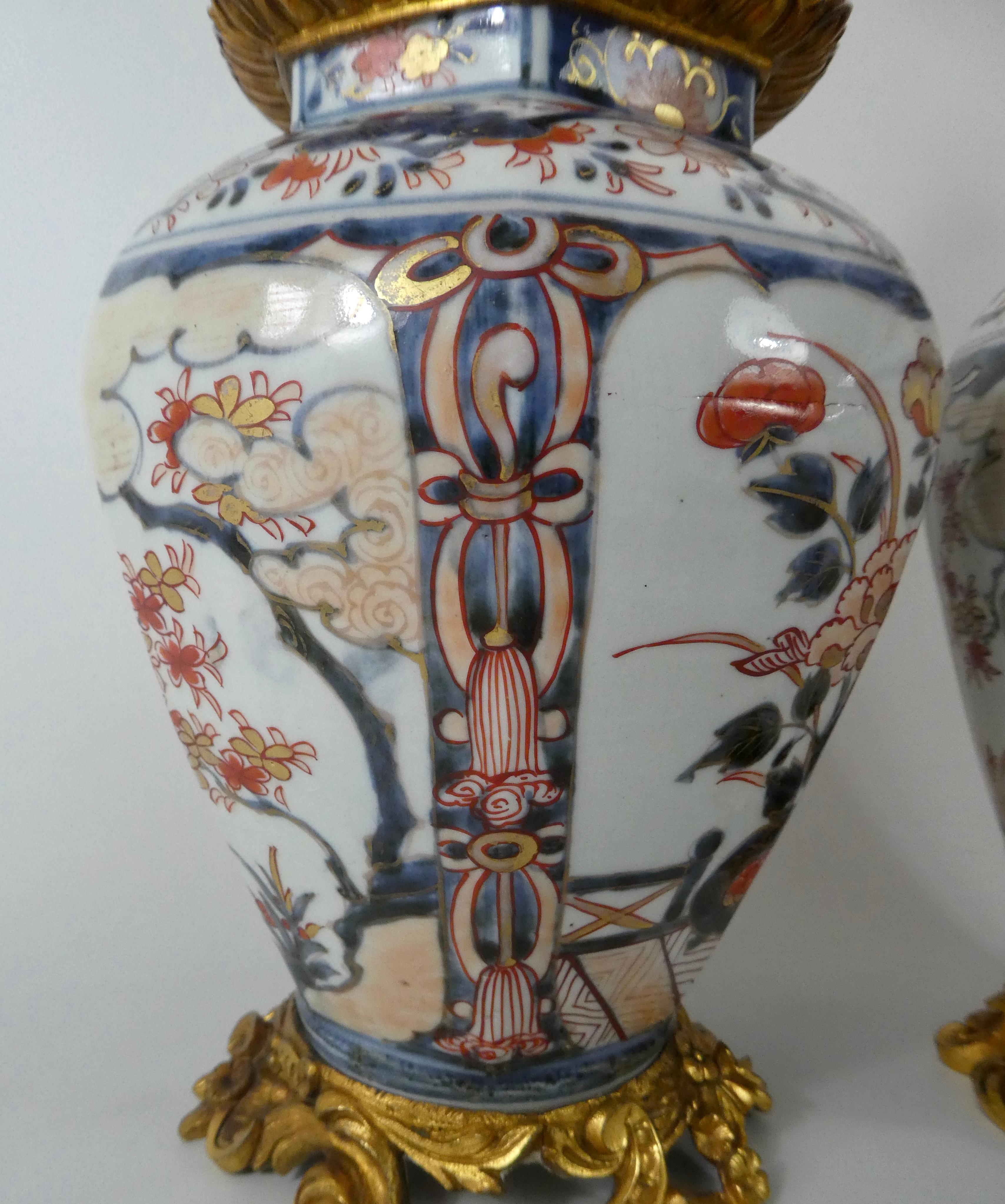 Porcelain Pair Japanese Imari porcelain vases and covers, c. 1690. Genroku Period.