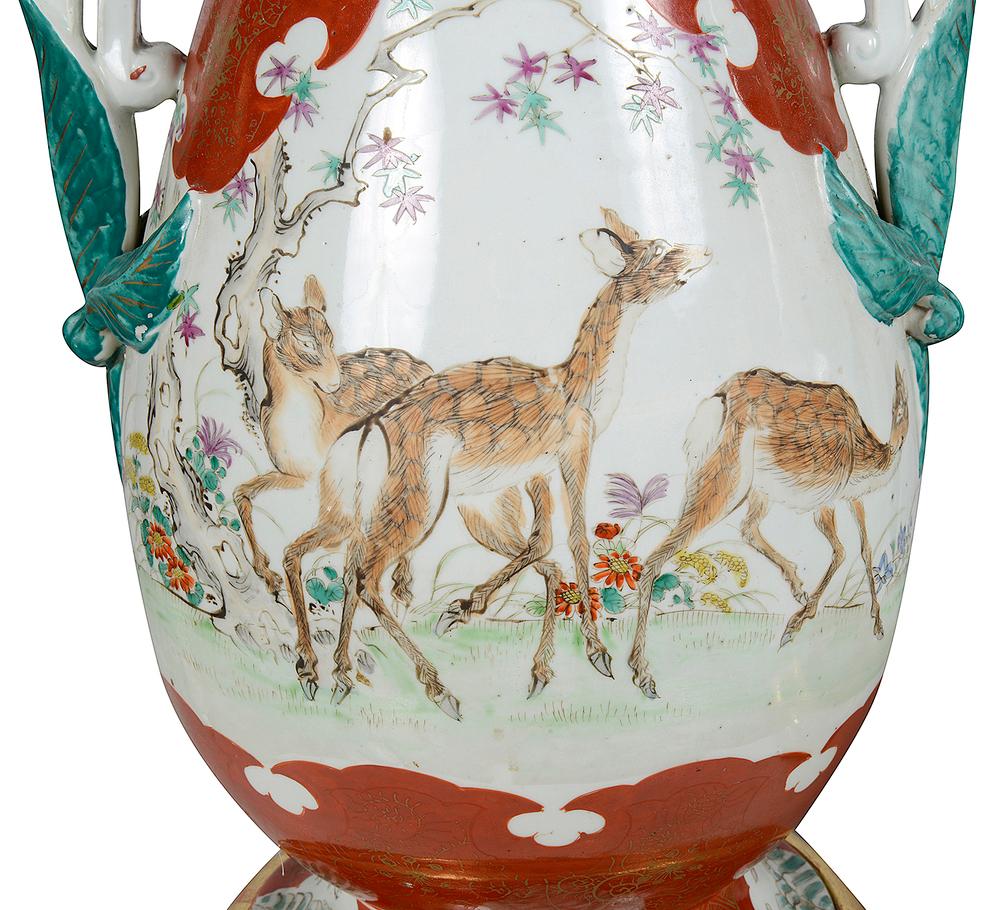 Peint à la main Paire de lampes japonaises en porcelaine Kutani, 19e siècle. en vente