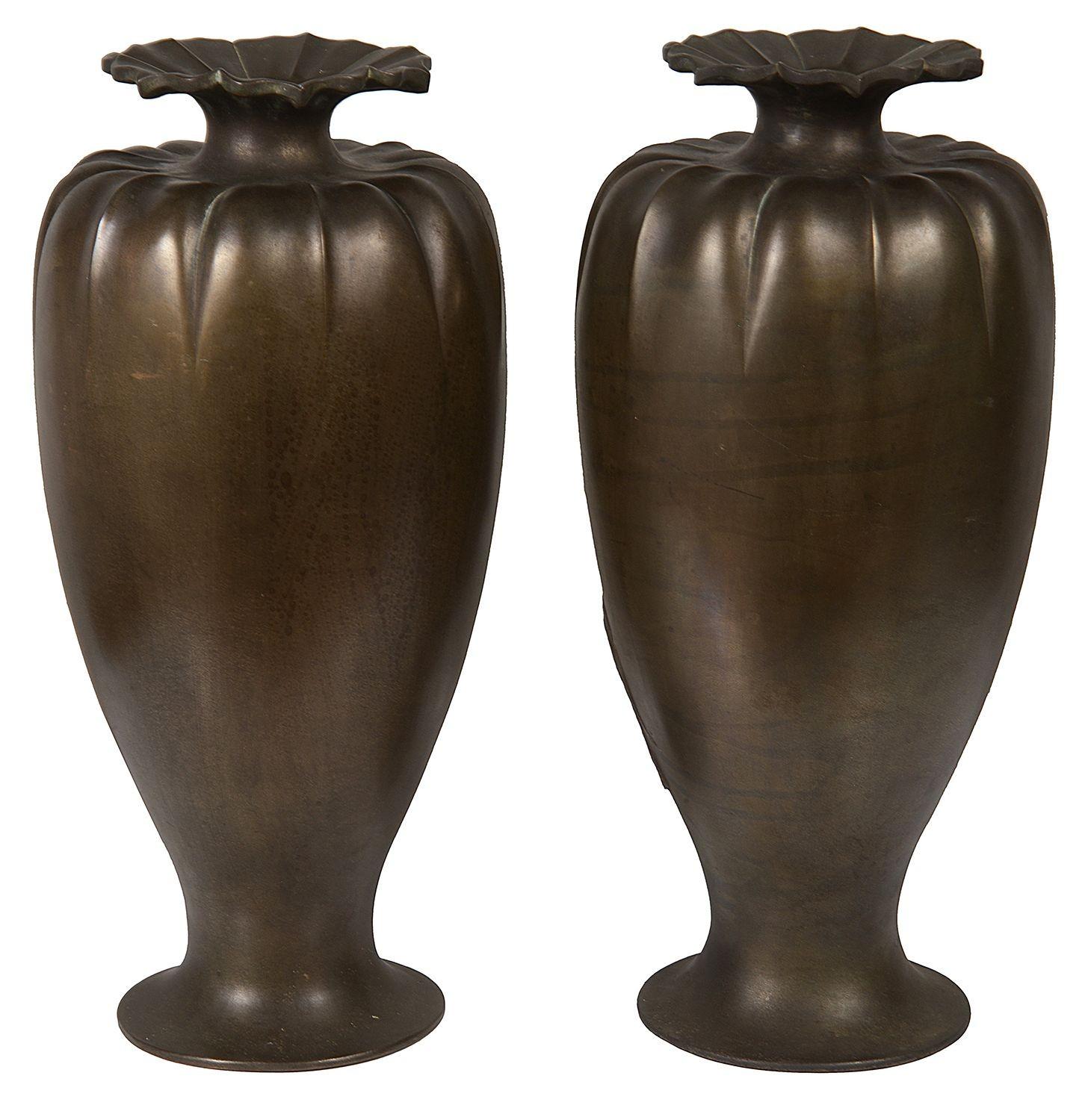 Pair Japanese Meiji Period Bronze Elephant Vases In Good Condition For Sale In Brighton, Sussex