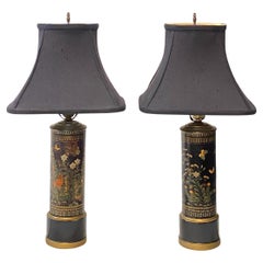 Coppia di lampade cloisonné giapponesi del periodo Meiji in ceramica di Satsuma