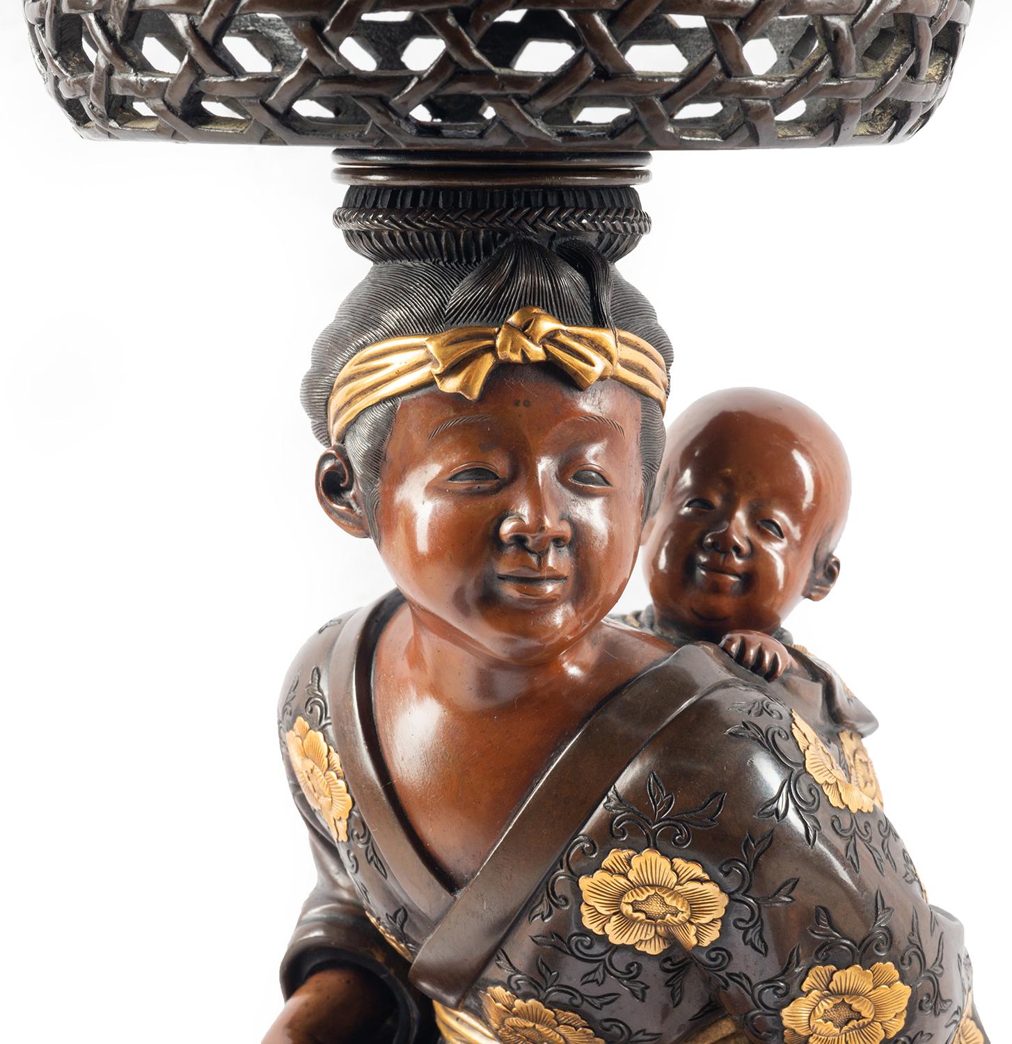 Patinato Coppia di figure giapponesi in bronzo Miyao in vendita
