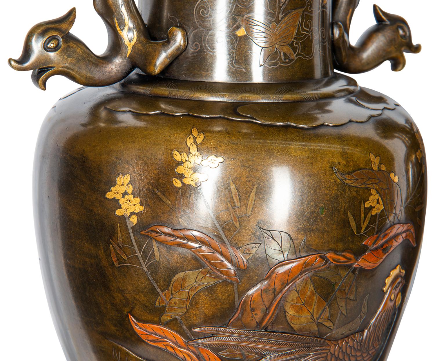 Pair of Japanese Miyao Style Bronze Engraved Vases, Late 19th Century 1