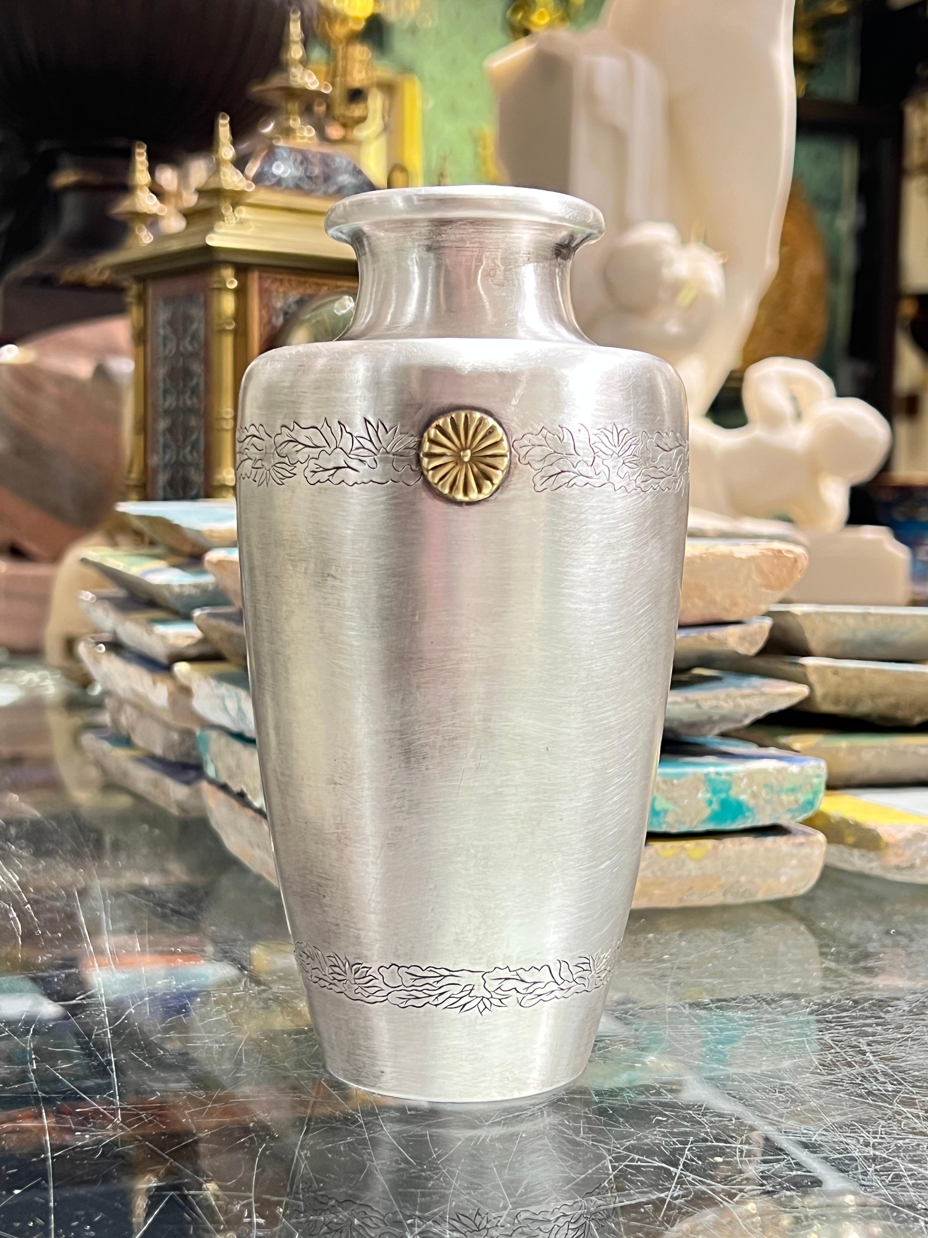 Pair Japanese Pure Silver Vases with Royal Seal For Sale 2