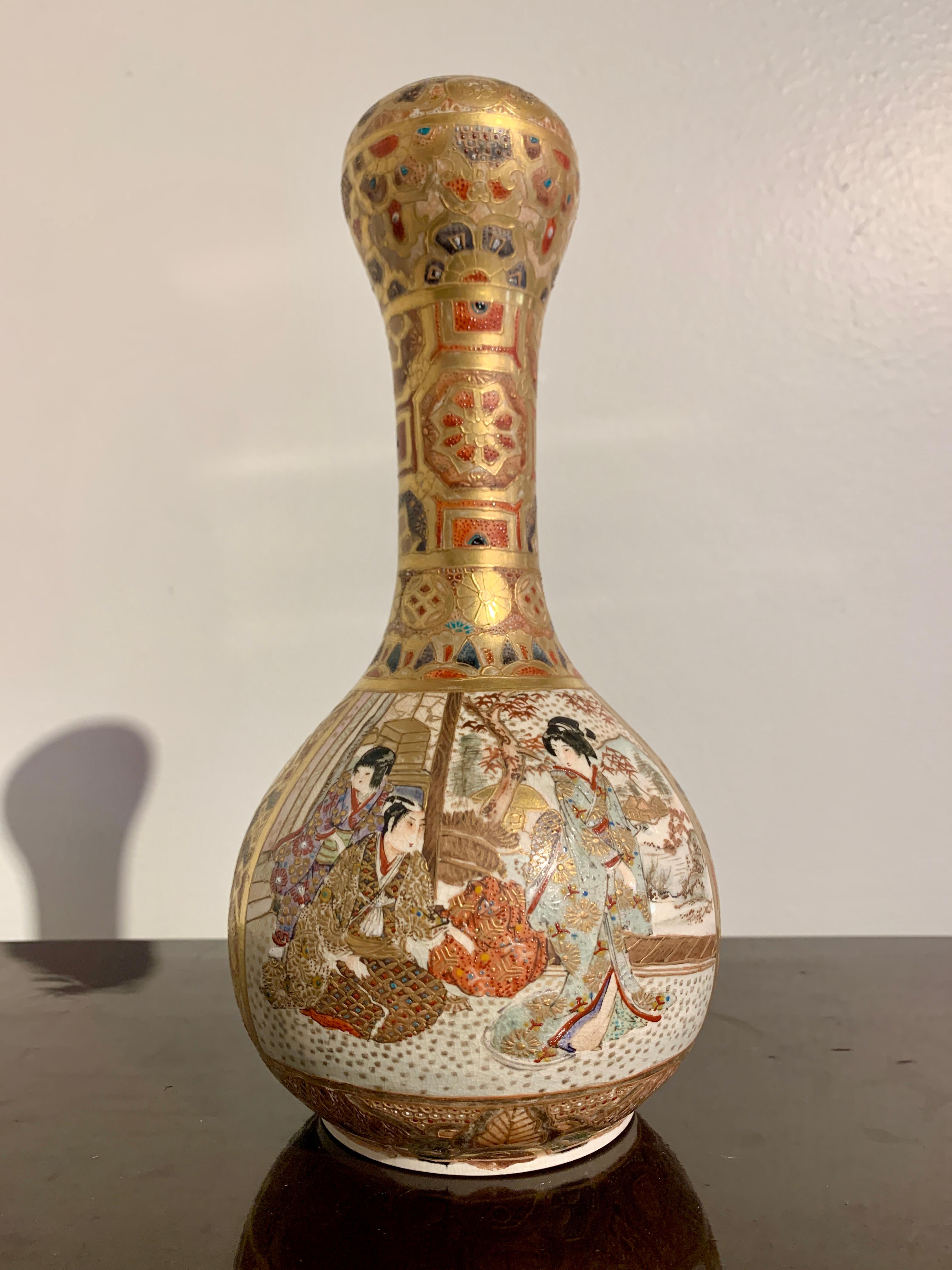 Pair Japanese Satsuma Garlic Head Vases, Meiji period, Early 20th Century 9