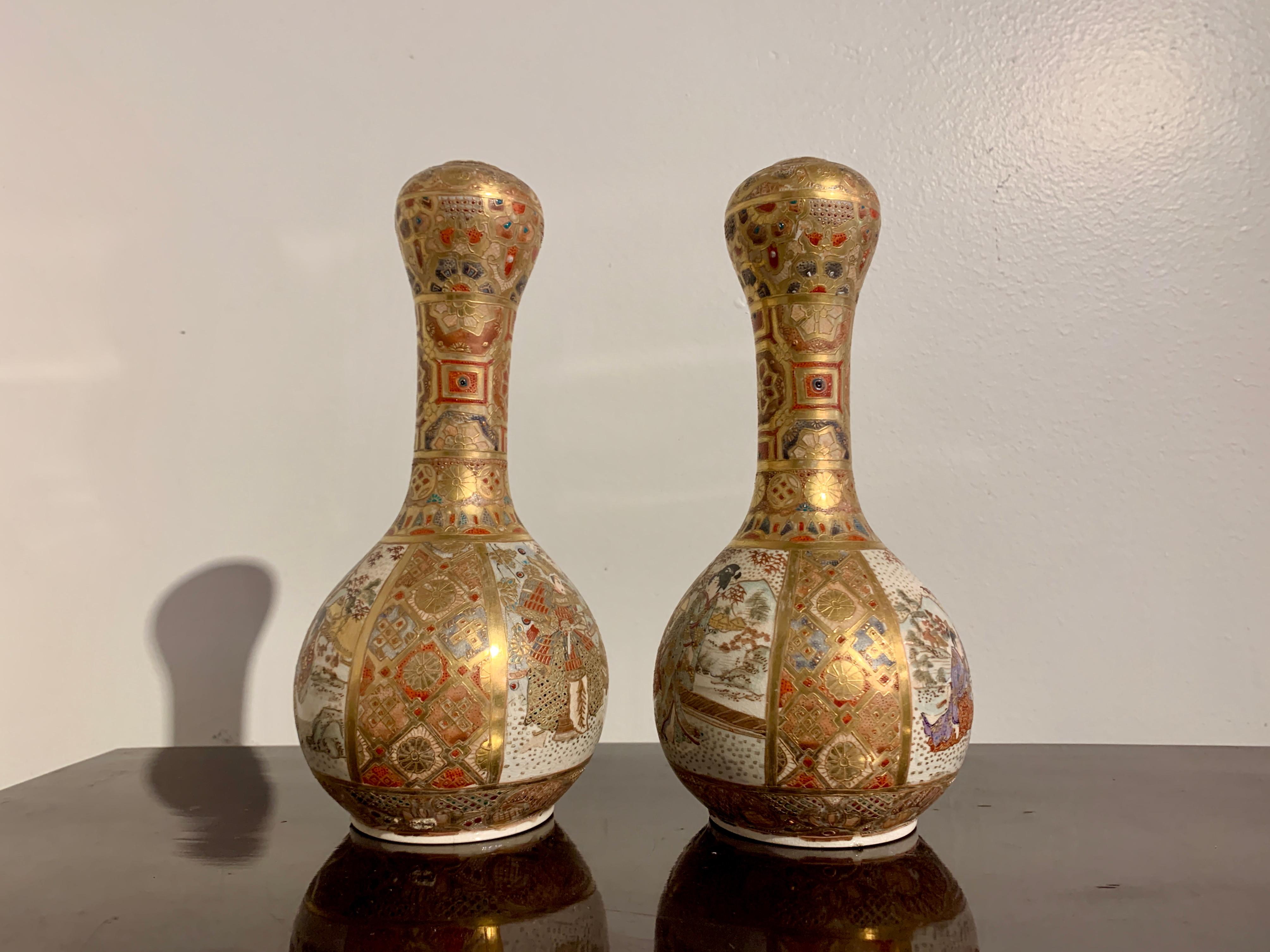 Pair Japanese Satsuma Garlic Head Vases, Meiji period, Early 20th Century In Good Condition In Austin, TX