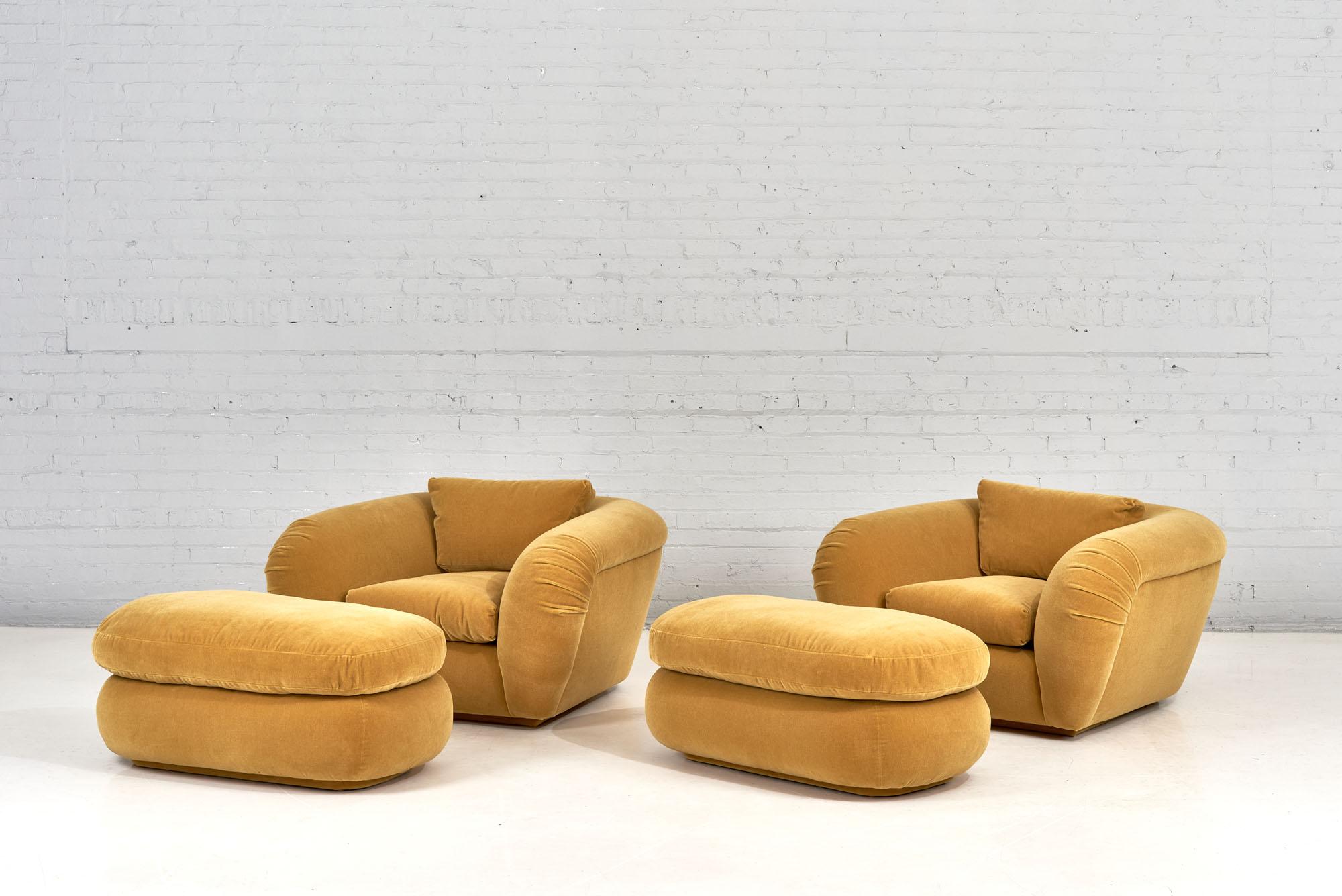 American Pair Jay Spectre Lounge Chairs and Ottomans, 1990 For Sale