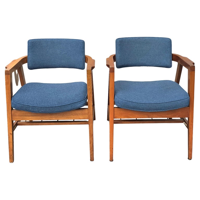 Pair Jens Risom Style Solid Walnut Lounge Chairs by Gunlocke