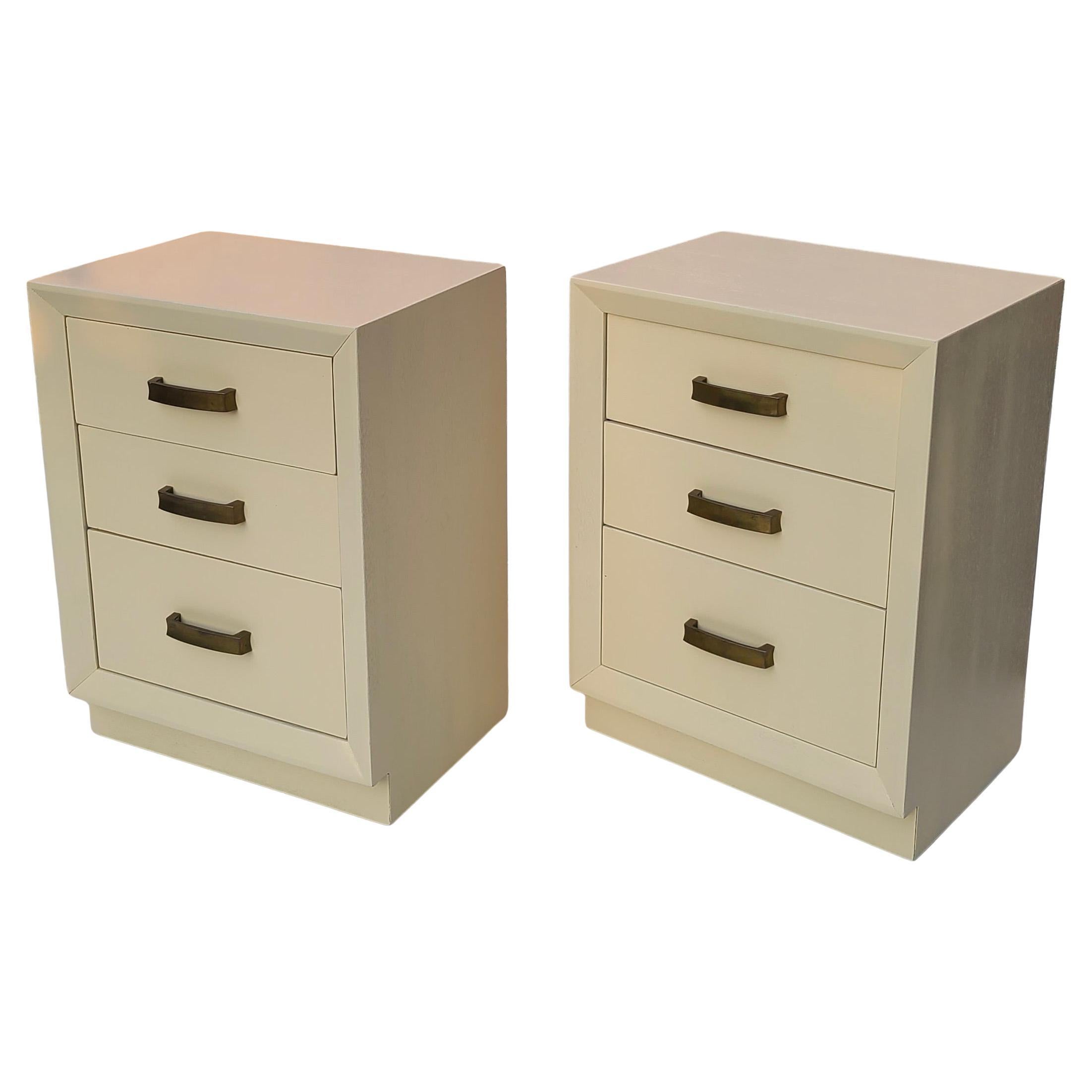 Coppia di comodini a 3 cassetti John Stuart, stile Mid Century Modern di Paul Frankl in vendita 7