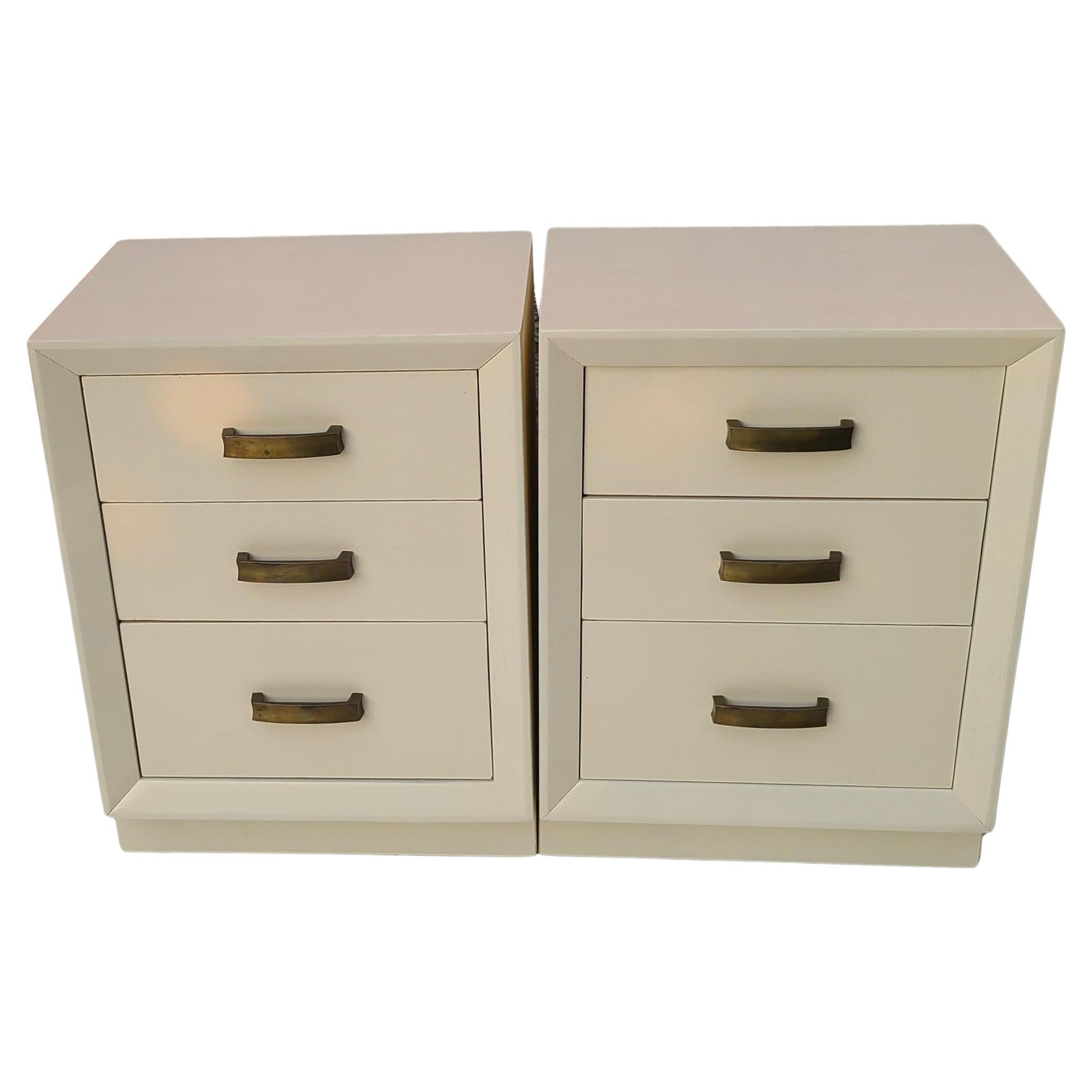Coppia di comodini a 3 cassetti John Stuart, stile Mid Century Modern di Paul Frankl in vendita 8