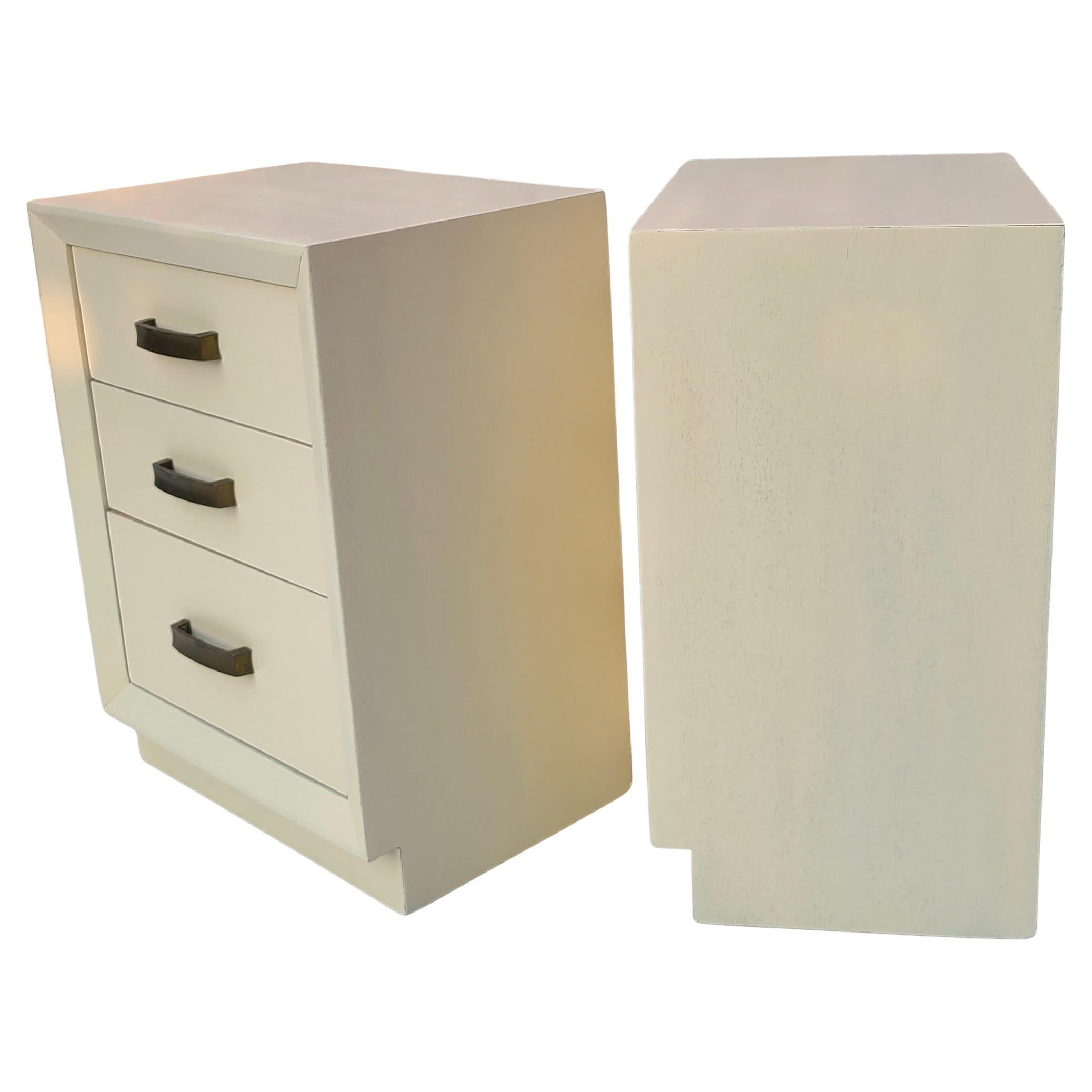 Coppia di comodini a 3 cassetti John Stuart, stile Mid Century Modern di Paul Frankl in vendita 4