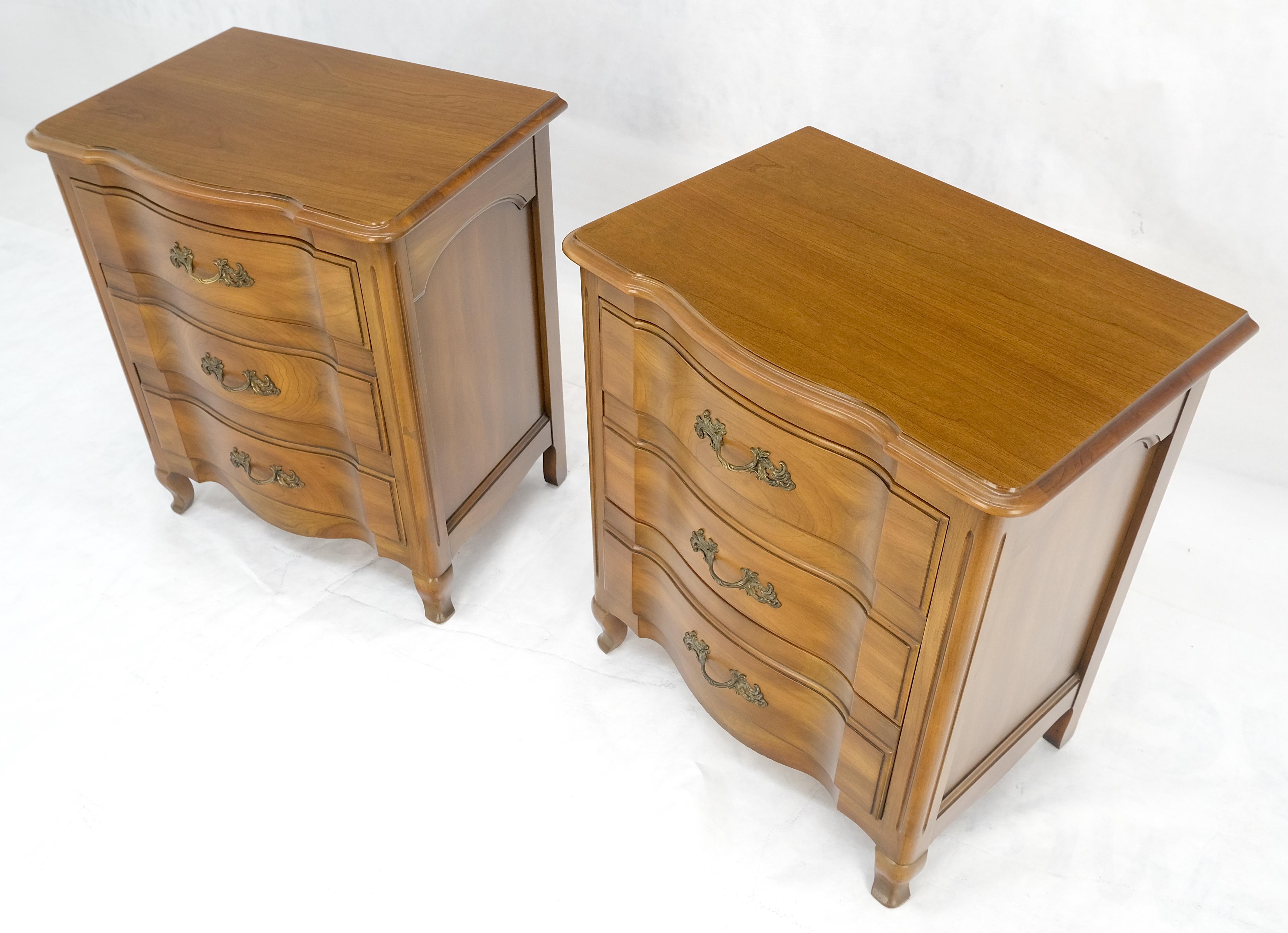 Pair John Widdicomb Country French 3 Drawer Night Stands End Tables MINT! For Sale 4
