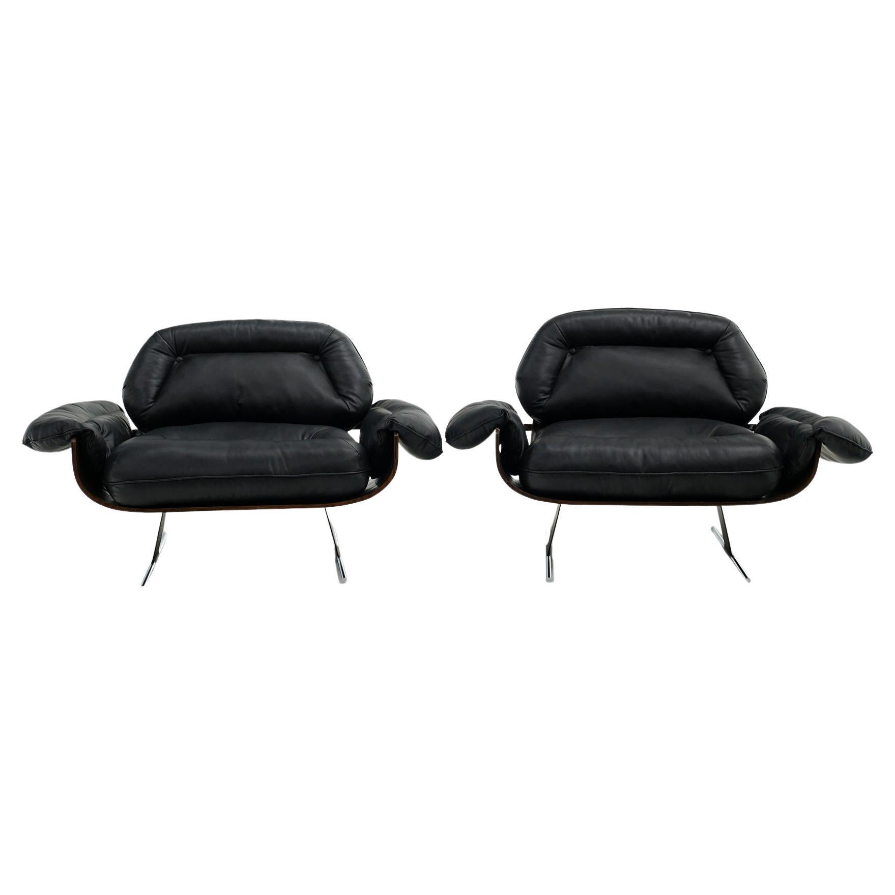 Paire de chaises de salon Jorge Zalszupin en cuir noir et bois de rose brésilien 