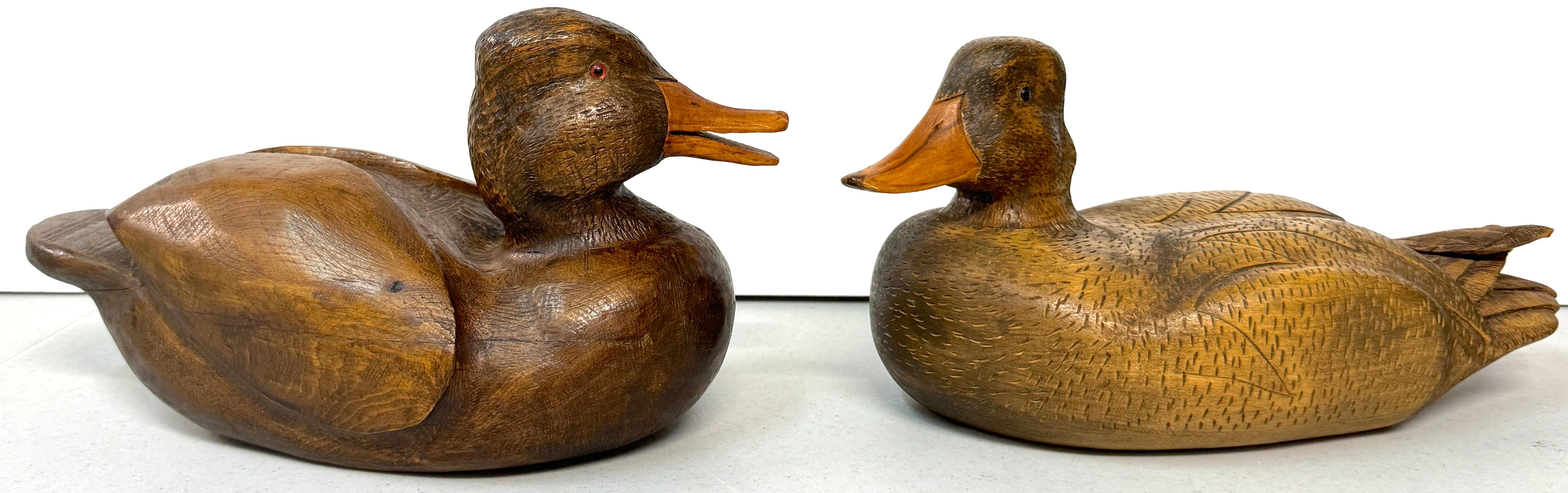Pareja J.W. Señuelos de pato Reynolds, Chicago, Siglo XX Arte popular en venta