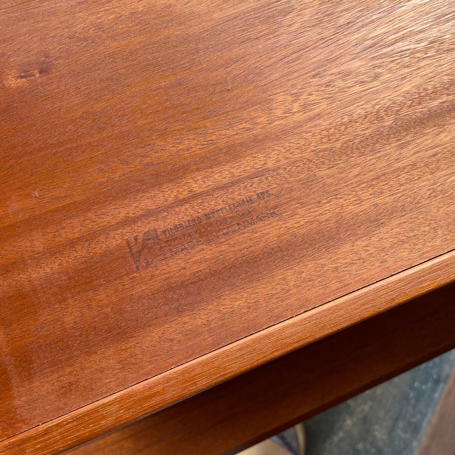 Paire de tables de nuit danoises en teck Kai Kristiansen des années 1970 Vildbjerg Mobelfabrik en vente 9
