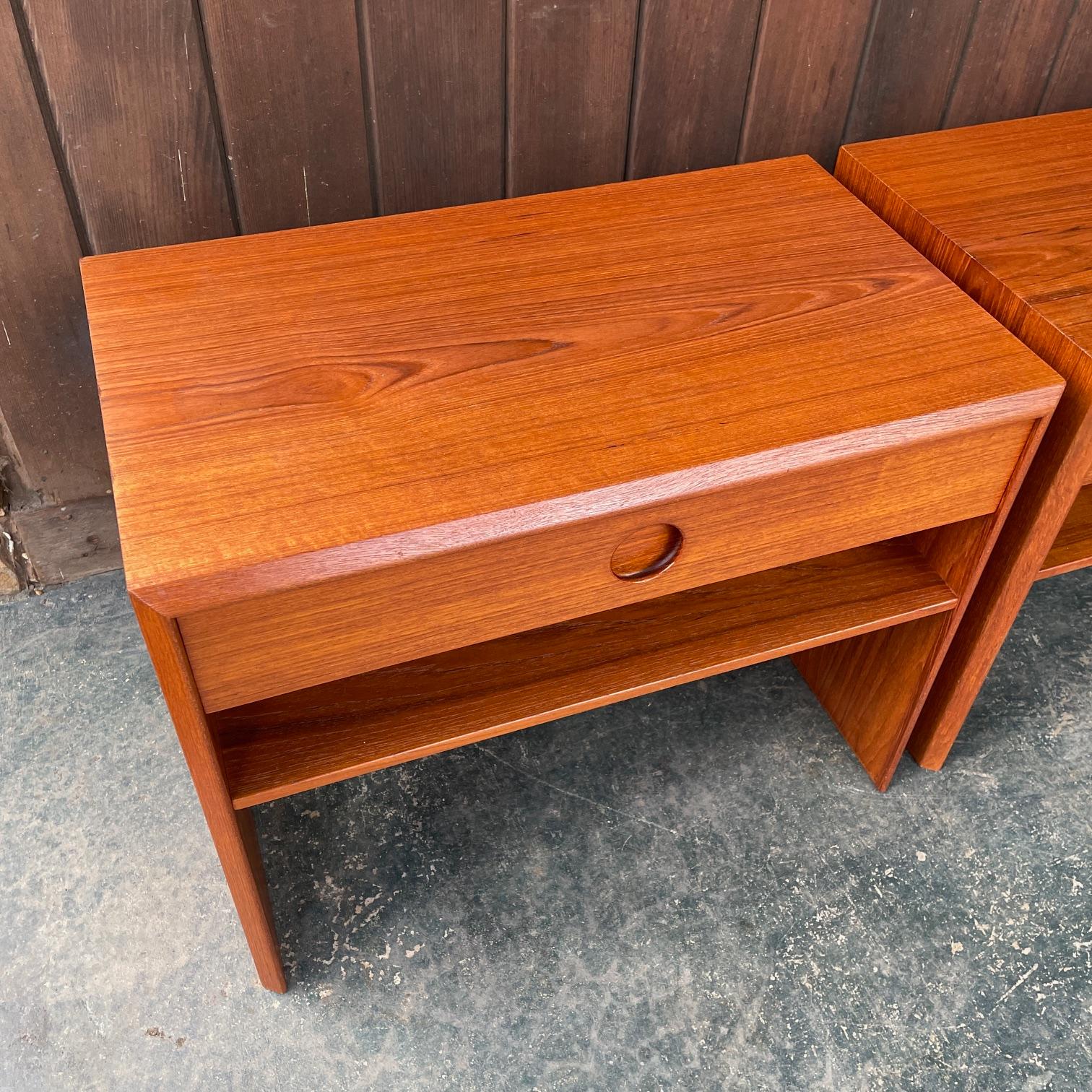 Teck Paire de tables de nuit danoises en teck Kai Kristiansen des années 1970 Vildbjerg Mobelfabrik en vente