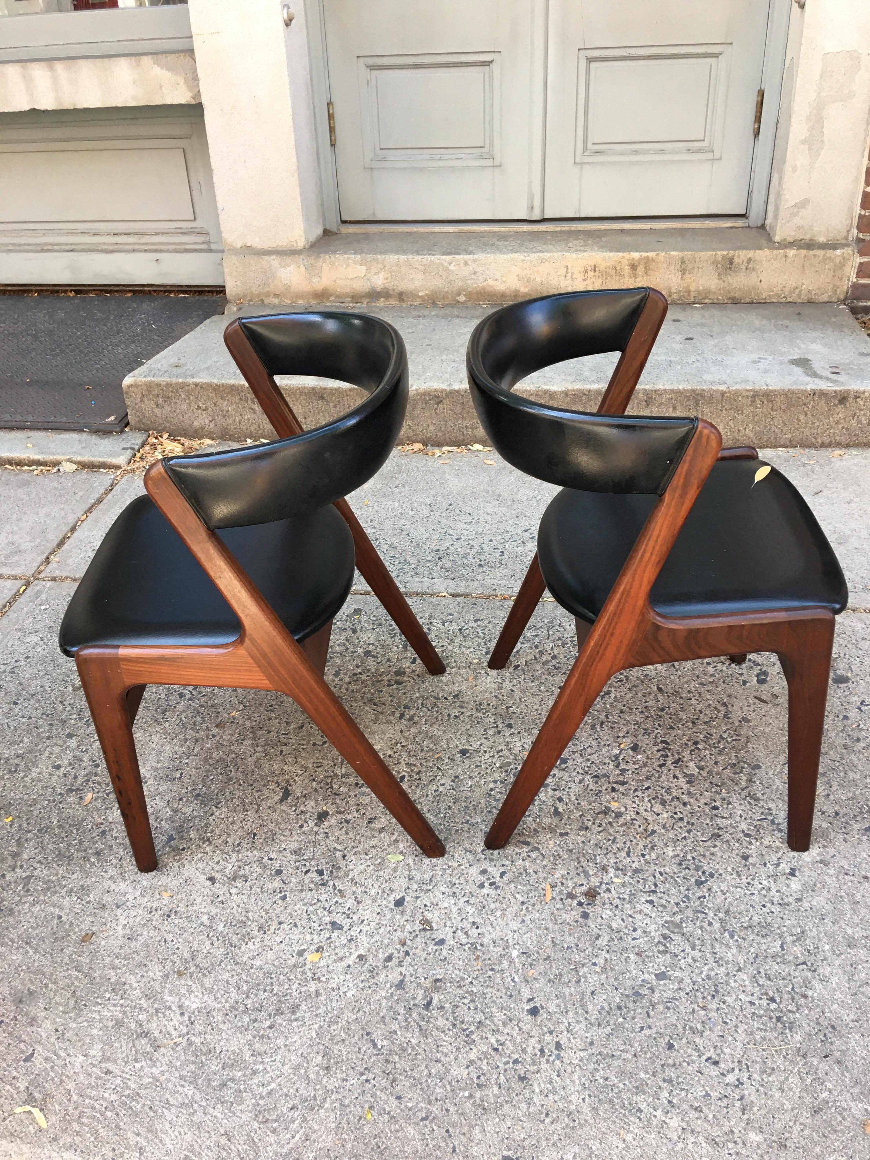 Mid-Century Modern Pair of Kai Kristiansen Style Teak Chairs