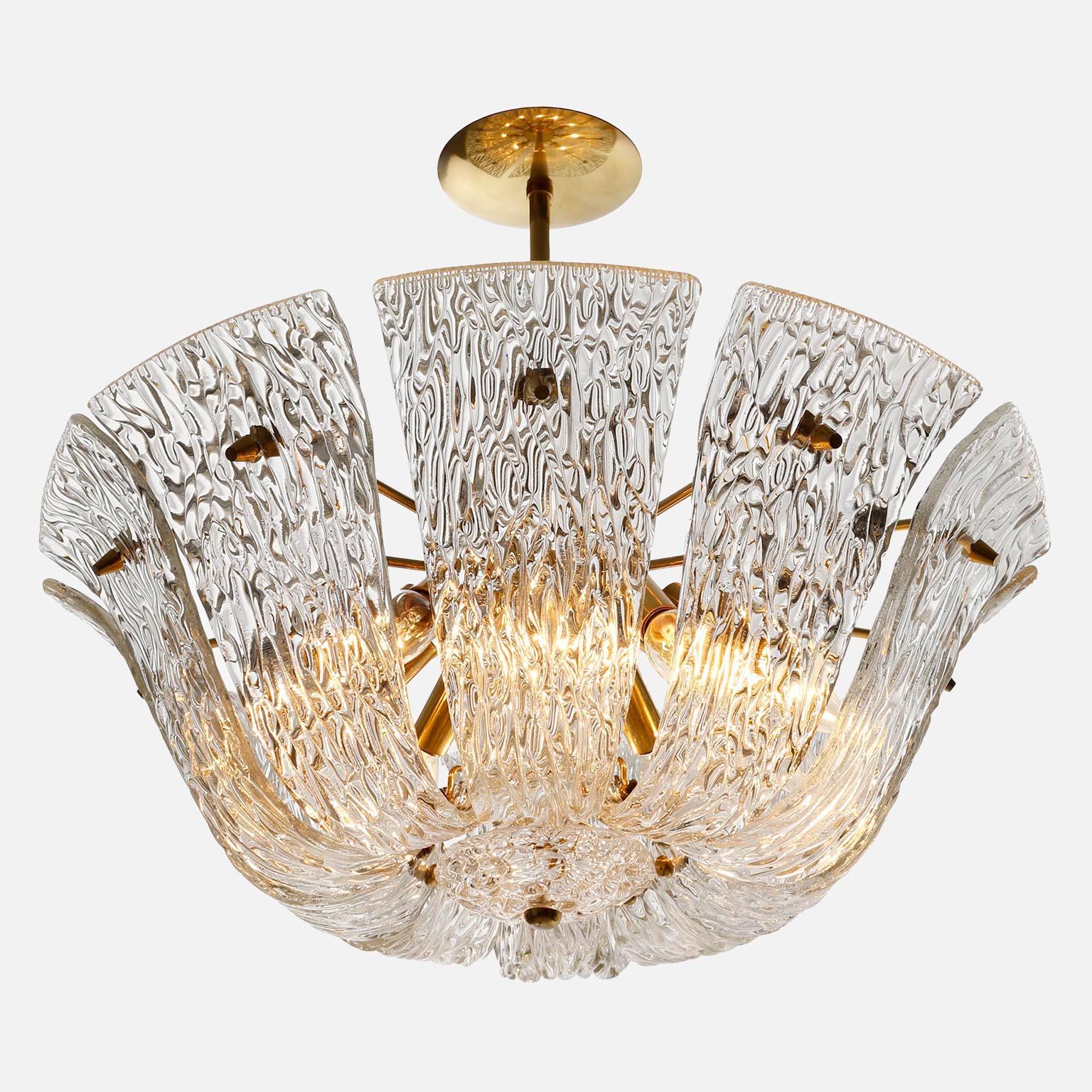 Metallo Coppia di lampadari Kalmar o luci ad incasso in ottone con vetro curvato, anni '60 in vendita