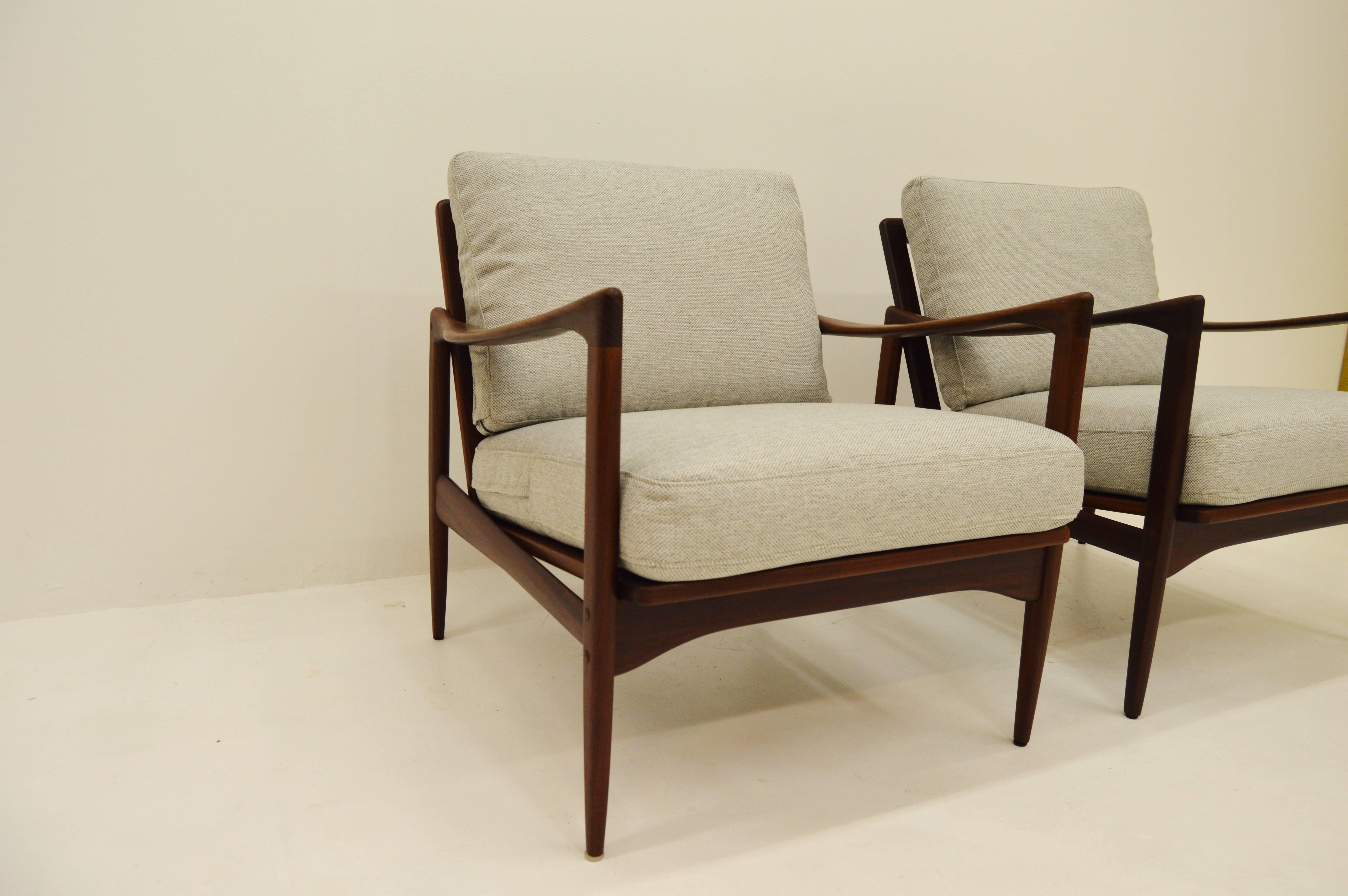 Pair Kandiaten Easy Chairs by Ib Kofod Larsen In Good Condition In Alvesta, SE