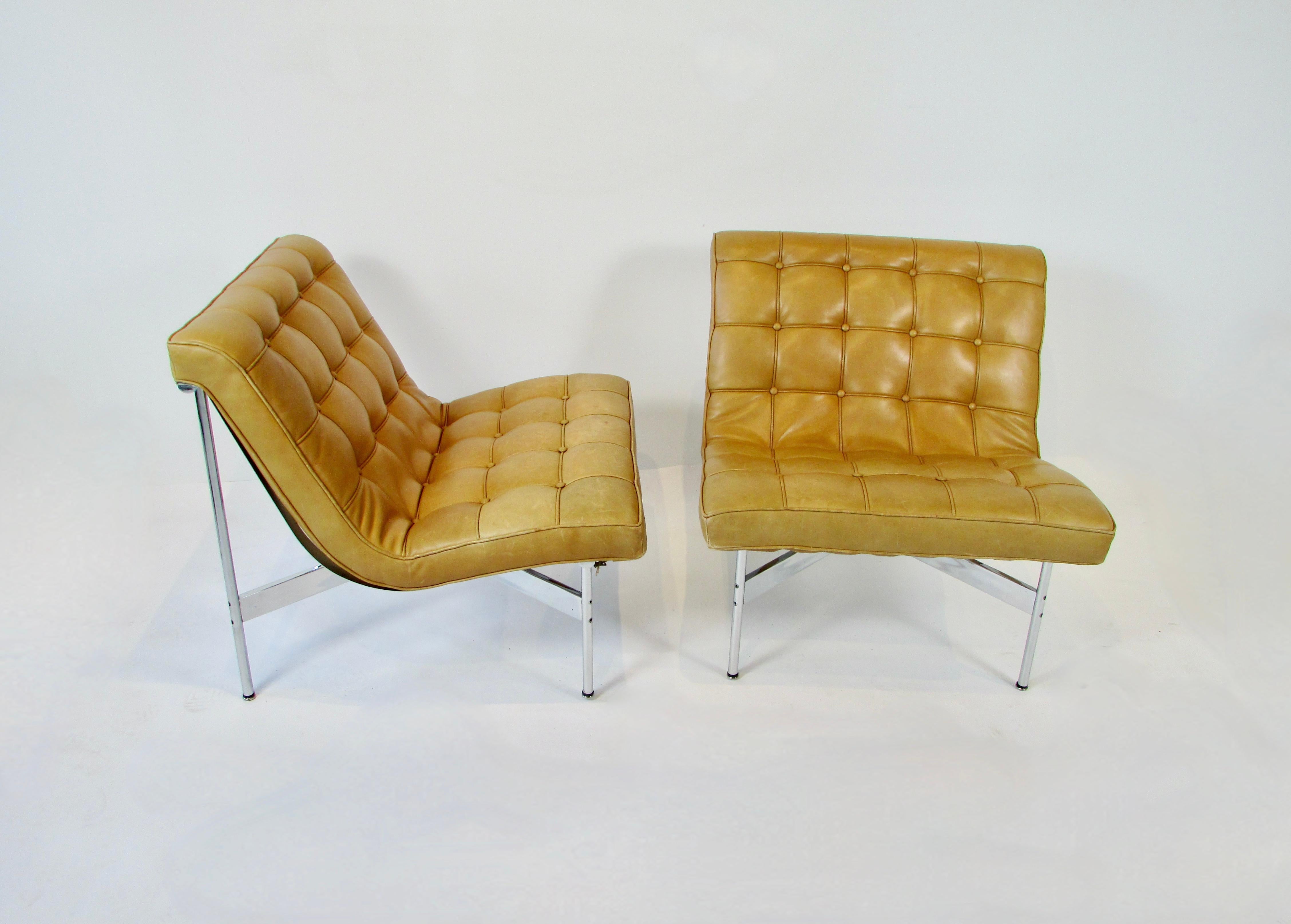 Mid-Century Modern Pair Katavolos Littell Kelley for Laverne button tufted leather lounge chairs  For Sale