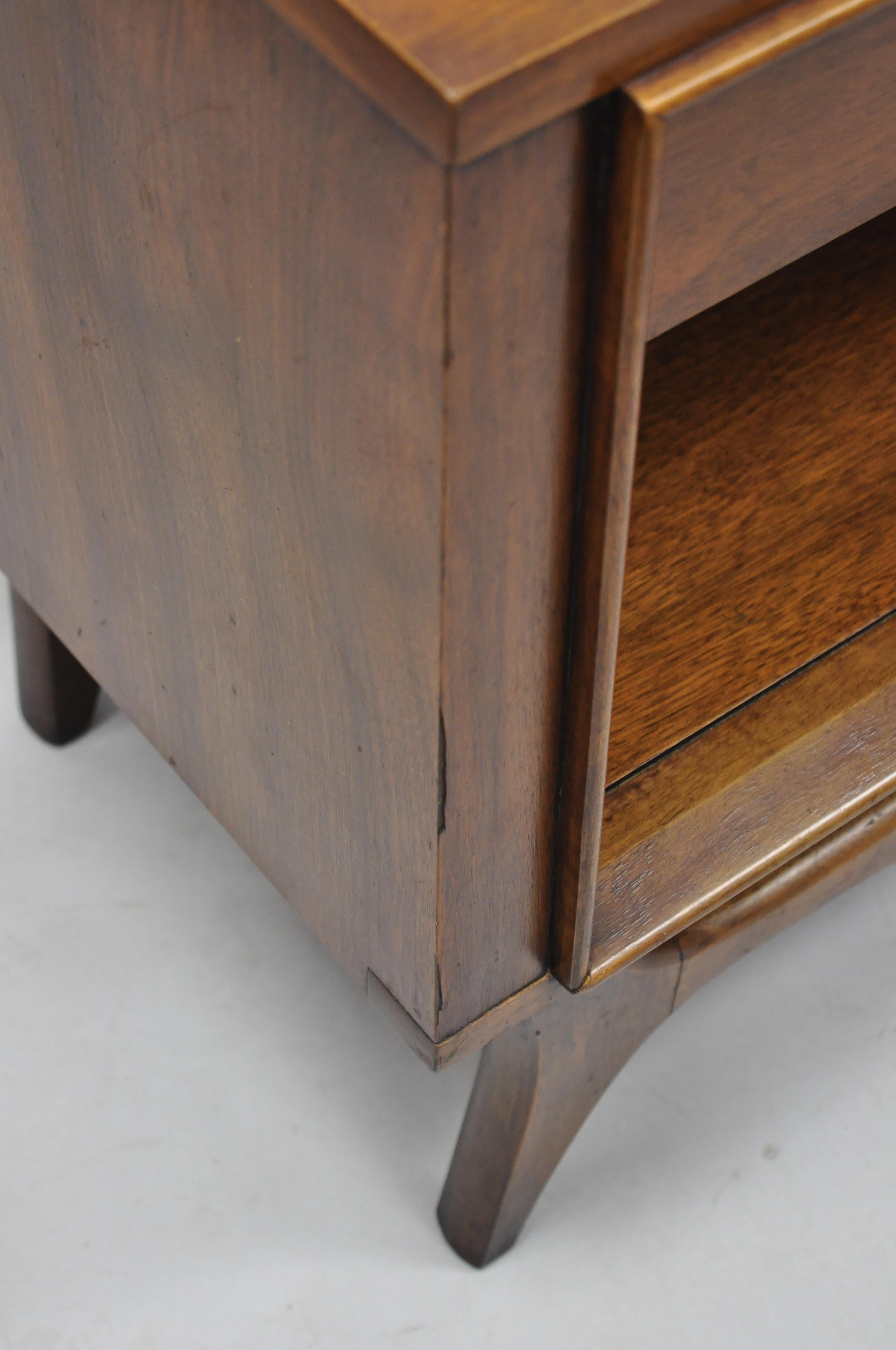 American Pair of Kent Coffey Insignia Walnut Mid Century Modern Nightstands Tables