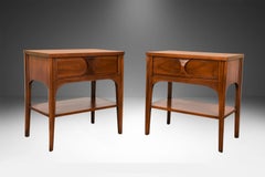 Pair Kent Coffey Perspecta Rosewood Pecan Nightstands Tables
