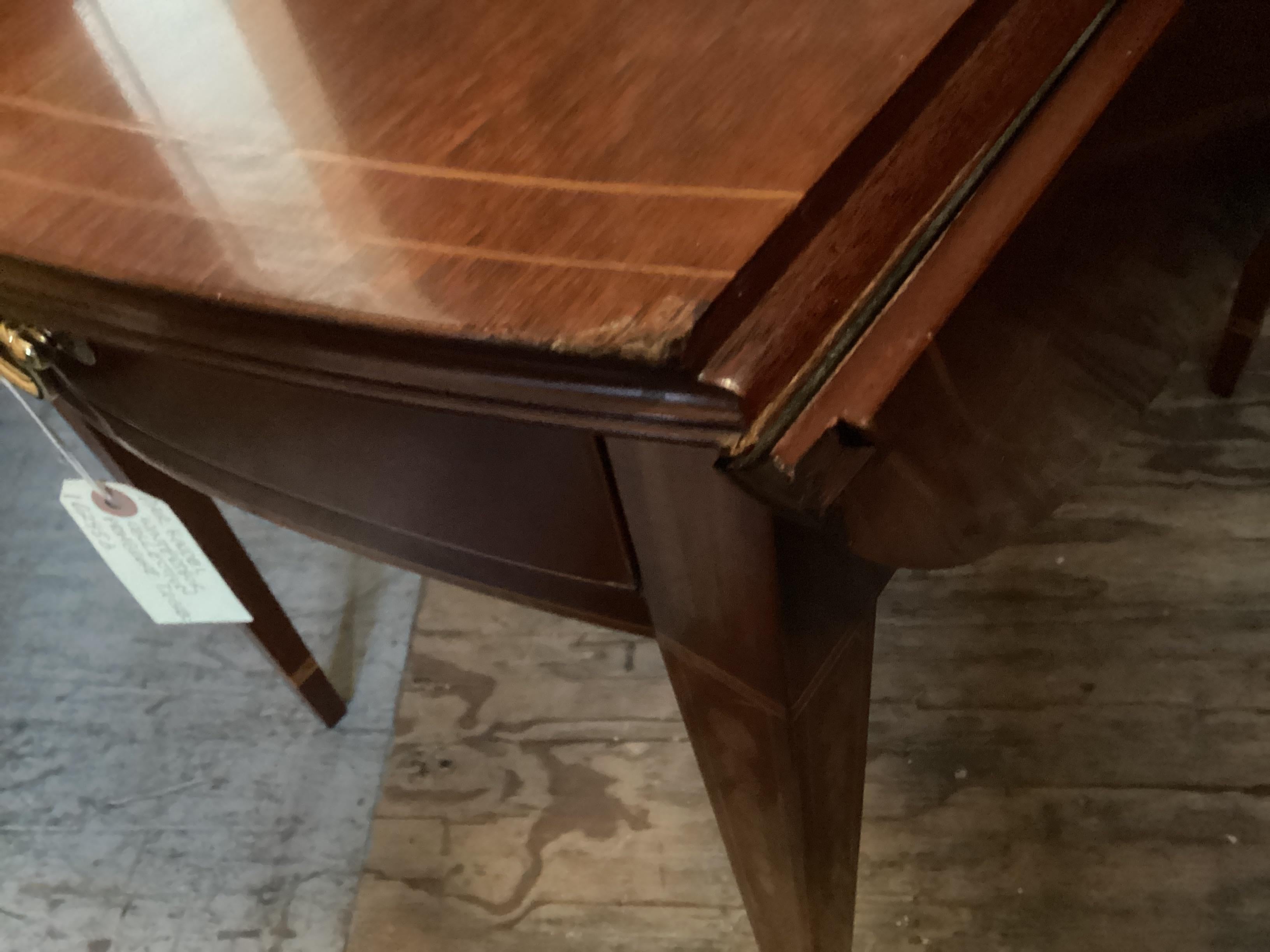 Paar Kindel Winterthur Kollektion Mahagoni-Pembroke-Tische mit Intarsien im Angebot 13
