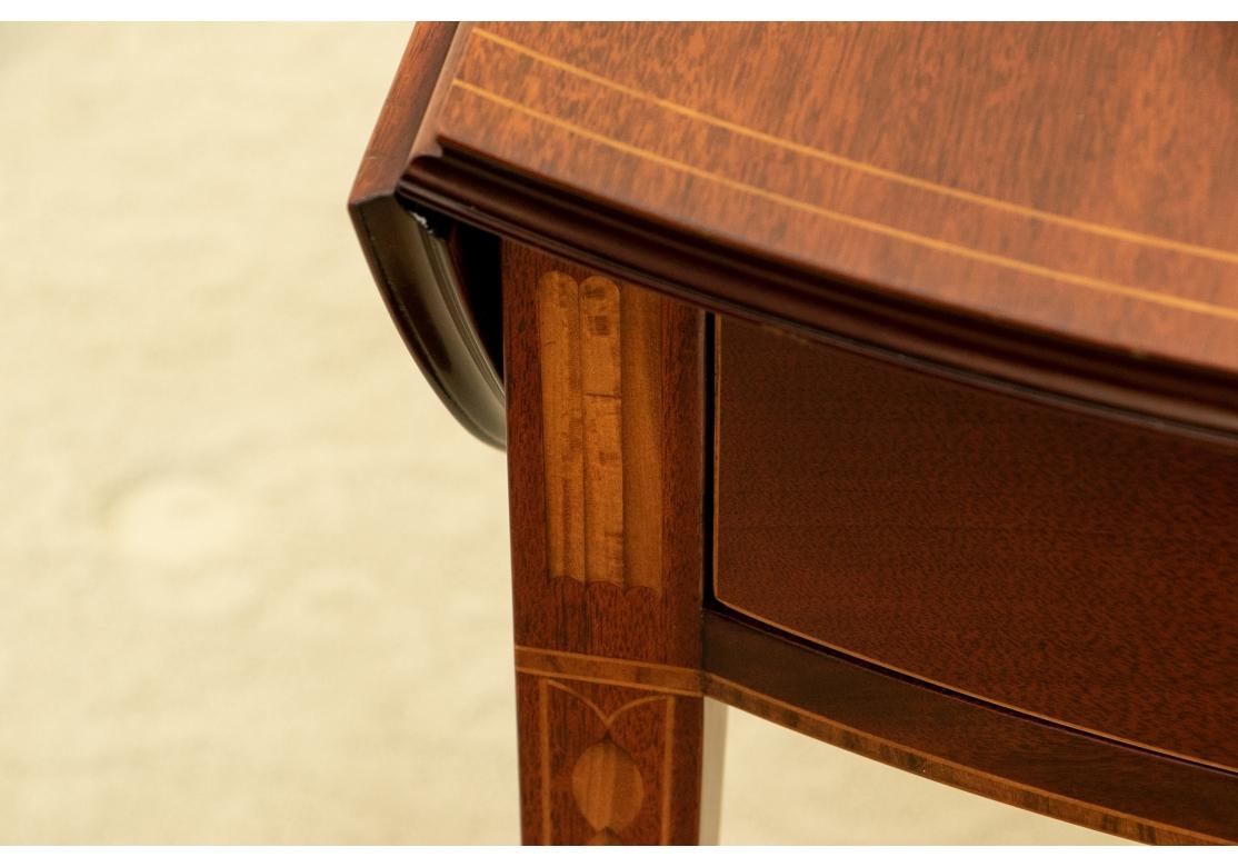 Sheraton Pair Kindel Winterthur Collection Mahogany Inlaid Pembroke Tables For Sale
