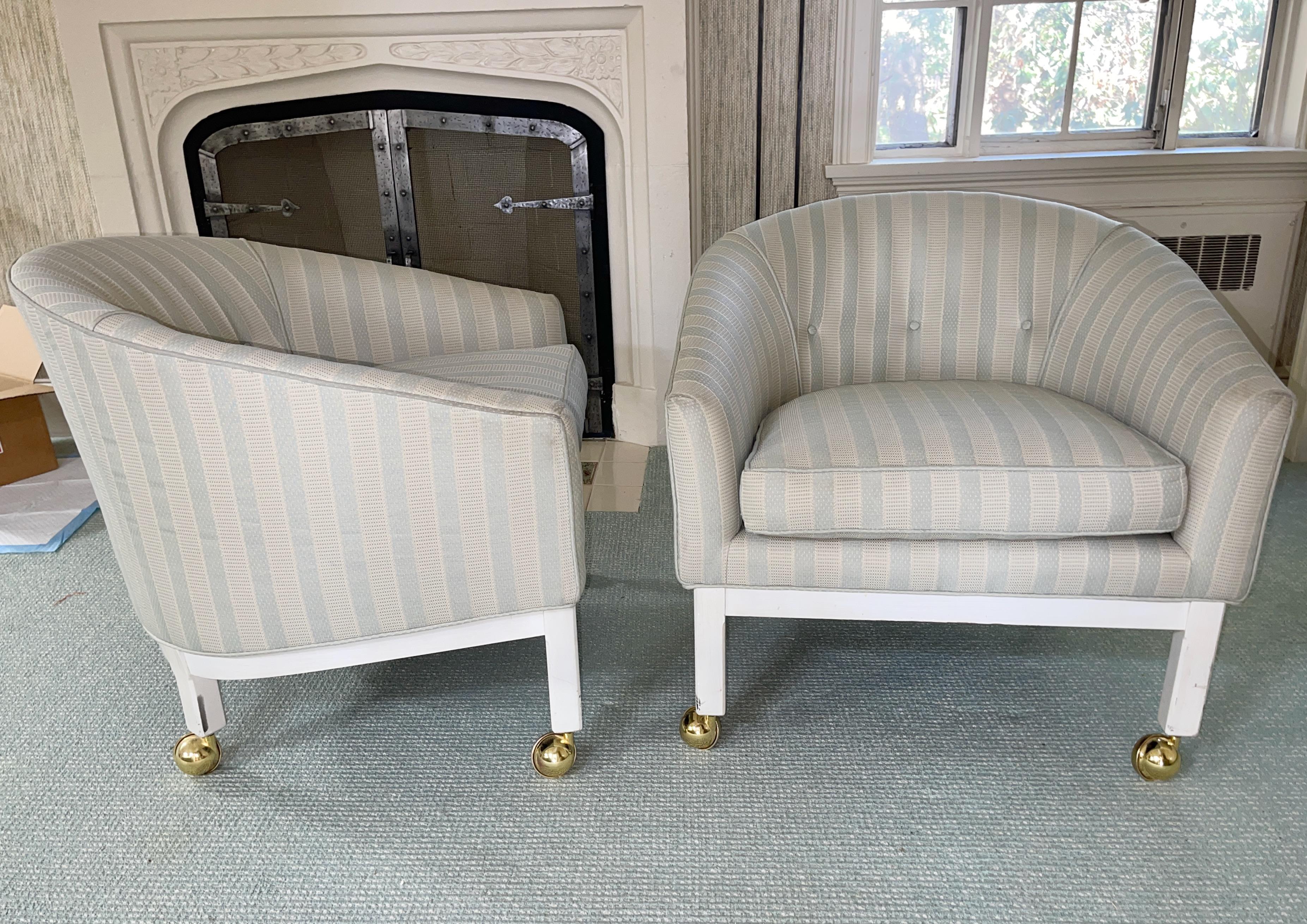 Peint Paire de chaises longues Kipp Stewart pour Directional en vente