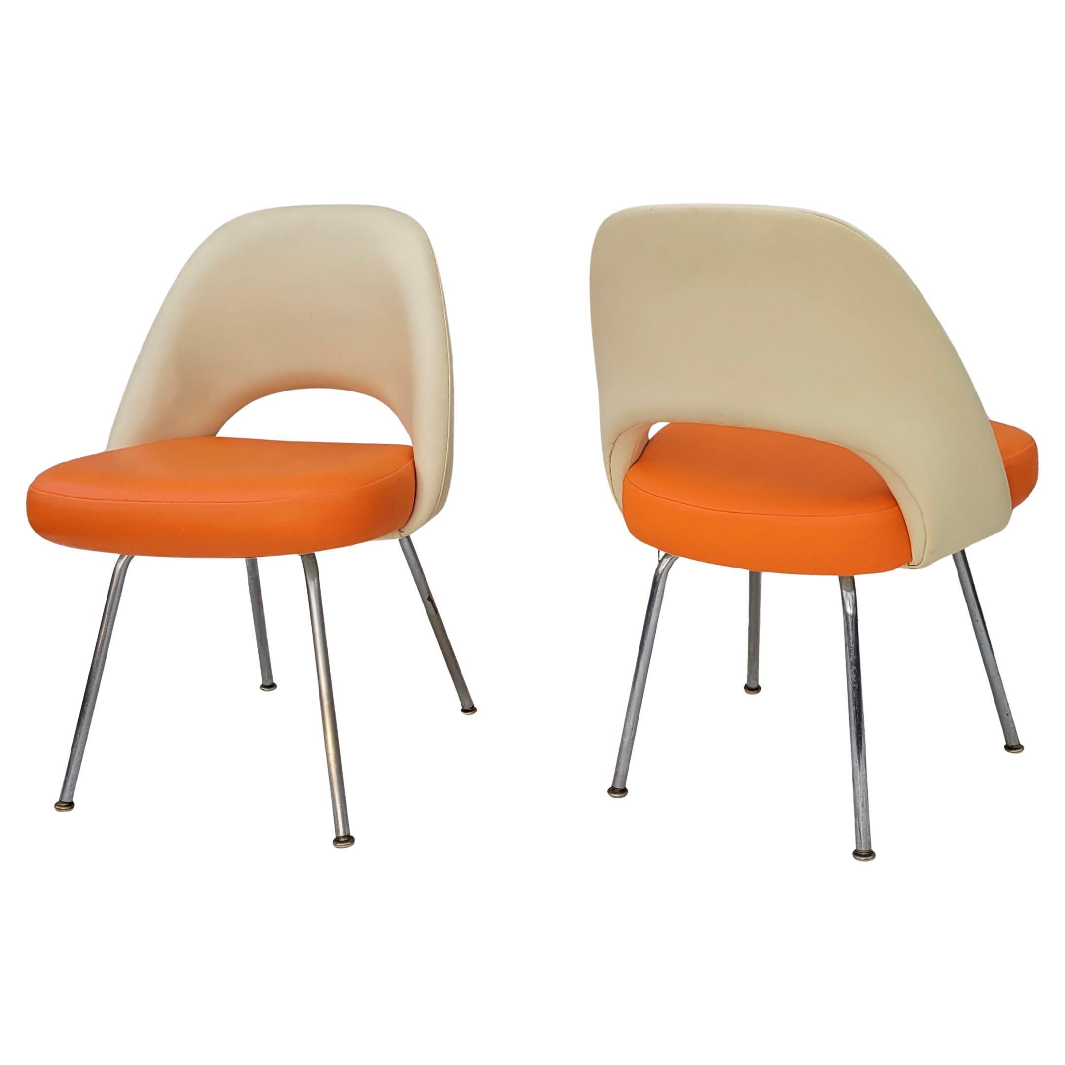 Pair Knoll #72 chairs designed by Eero Saarinen for the GM Styling Studio For Sale