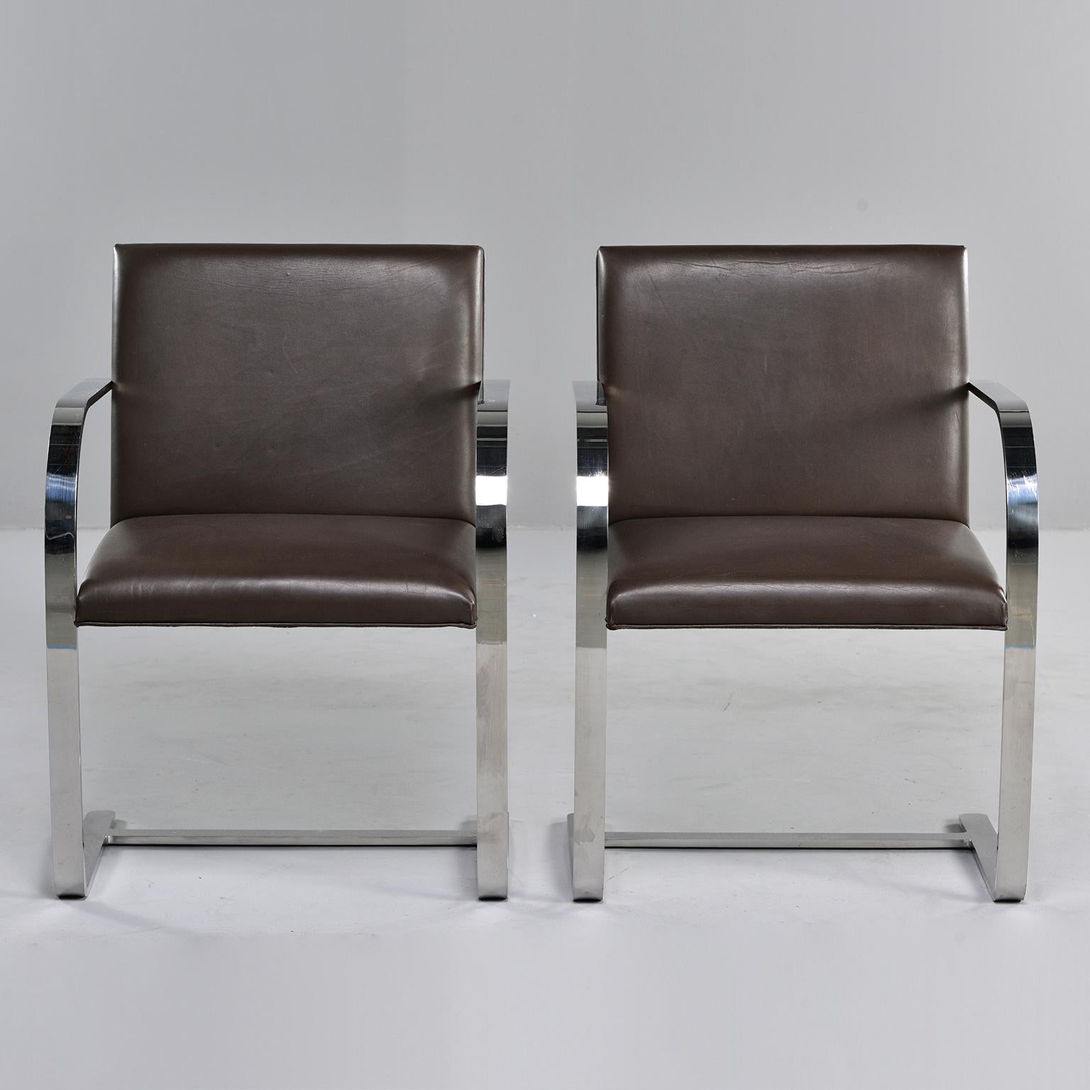 Metal Pair of Knoll Bruno Flat Bar Chairs with Leather Upholstery