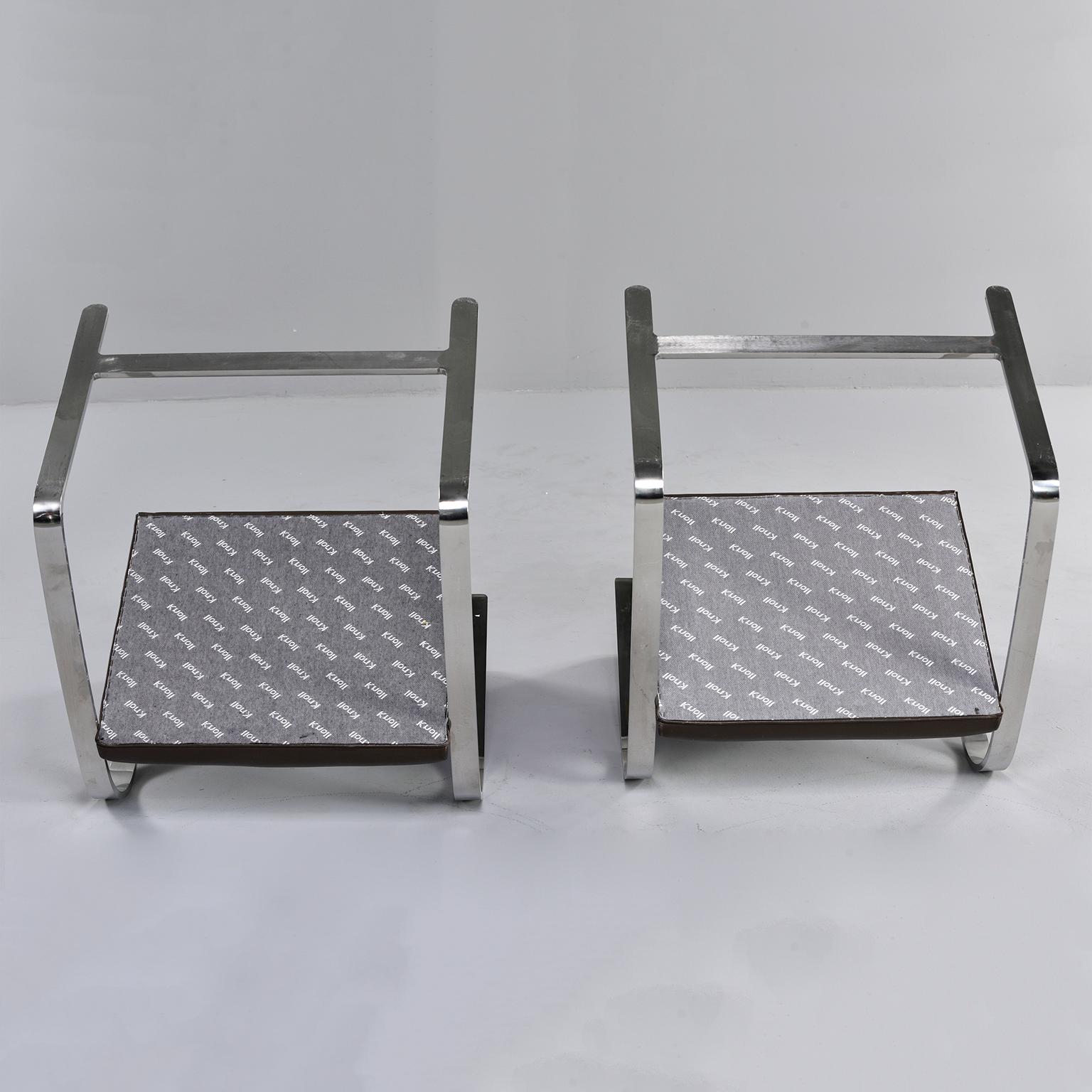 Paar flache Barstühle Bruno von Knoll mit Lederpolsterung (Metall)