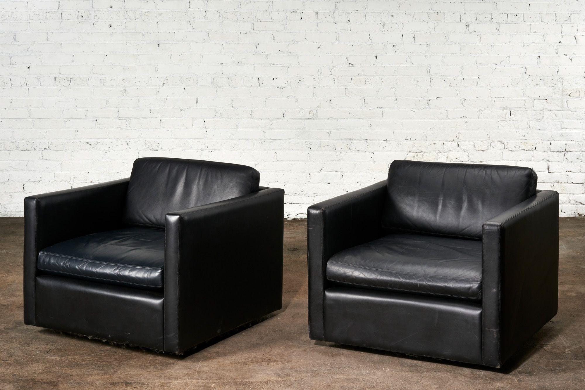 Late 20th Century Pair Knoll Pfister Black Leather Lounge Chairs, 1980 For Sale