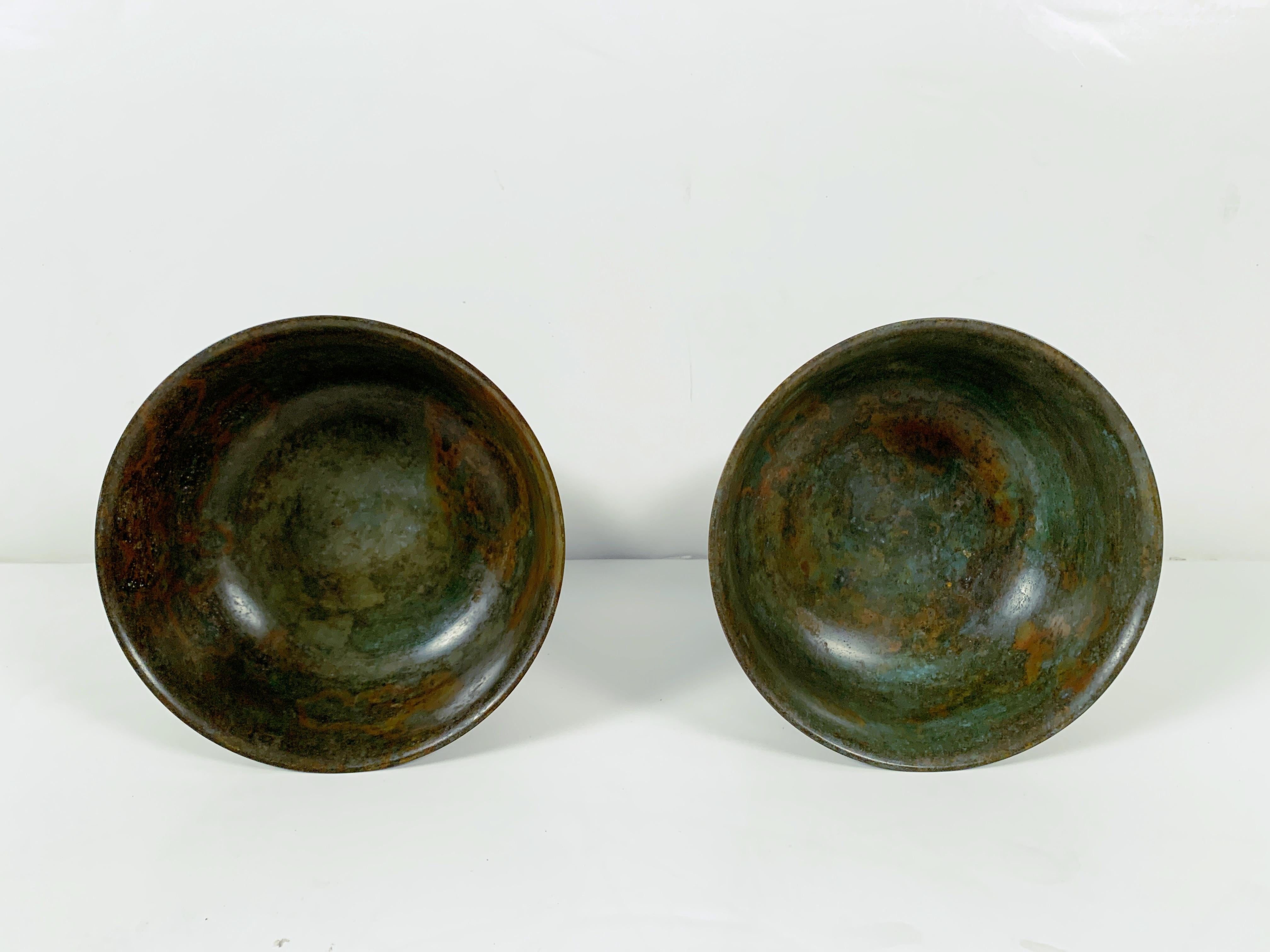 Pair of Korean Goryeo Dynasty Bronze Pedestal Bowls, 13th-15th Century, Korea In Good Condition For Sale In Austin, TX
