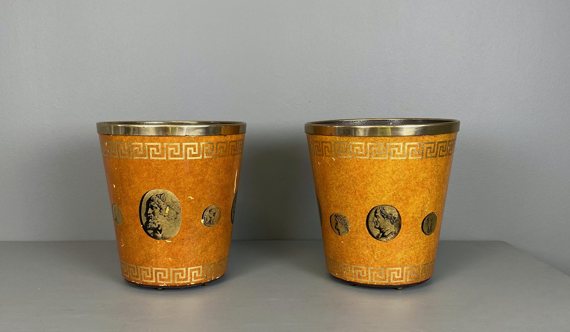 Italian Pair of Lacquer Vase Holder by Piero Fornasetti Milano Signed