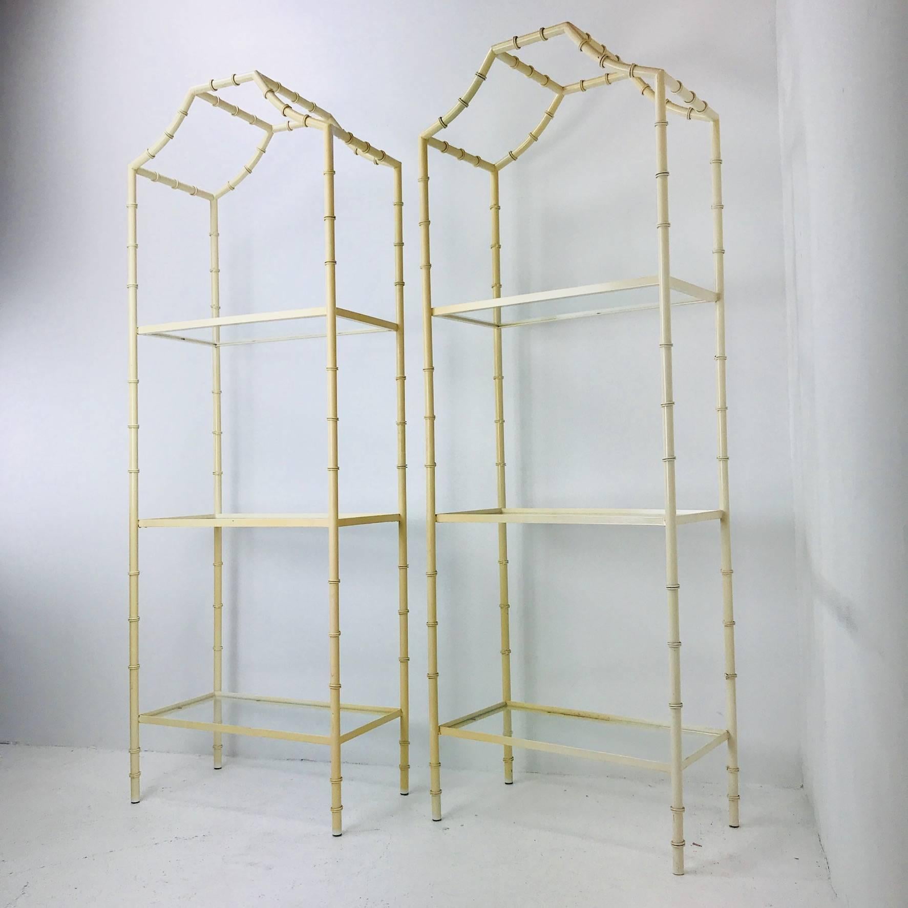 Pair of Lacquered Faux Bamboo Étagères with Glass Shelves In Good Condition In Dallas, TX