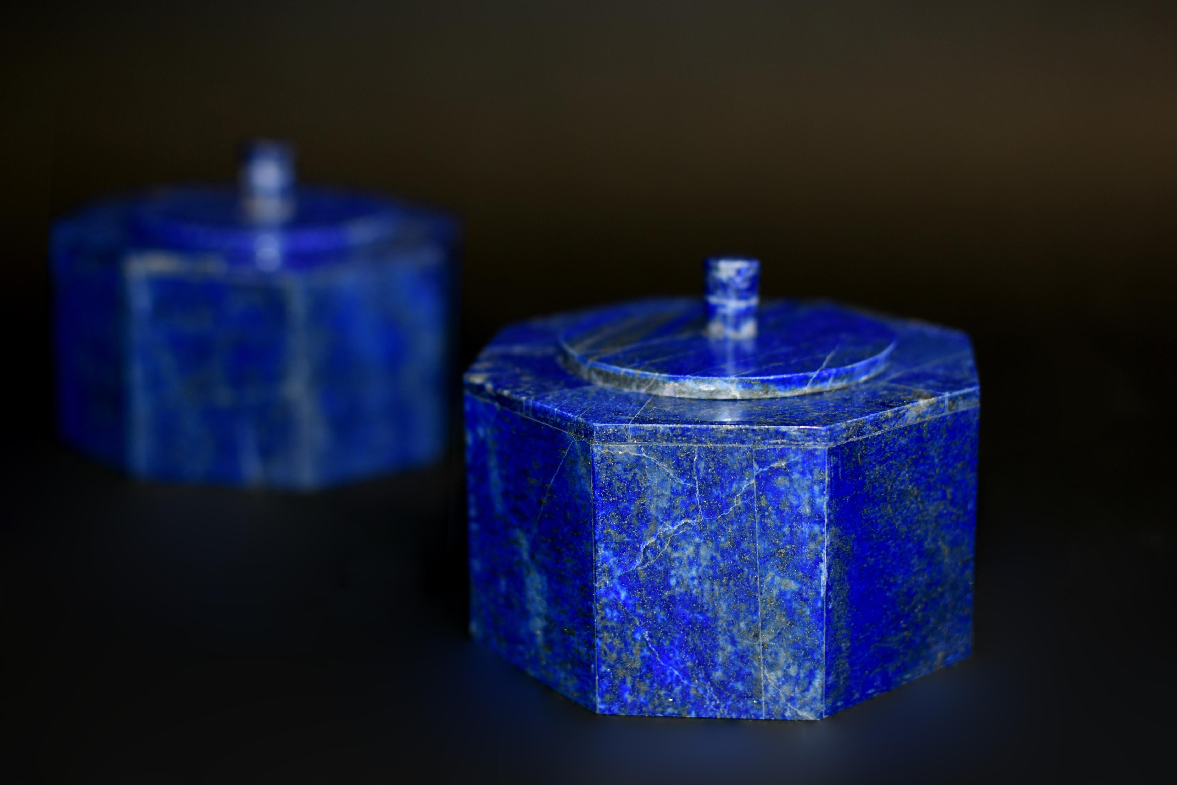 Paire de boîtes octogonales en lapis-lazuli de 4 pouces de qualité AAA Bon état - En vente à Somis, CA