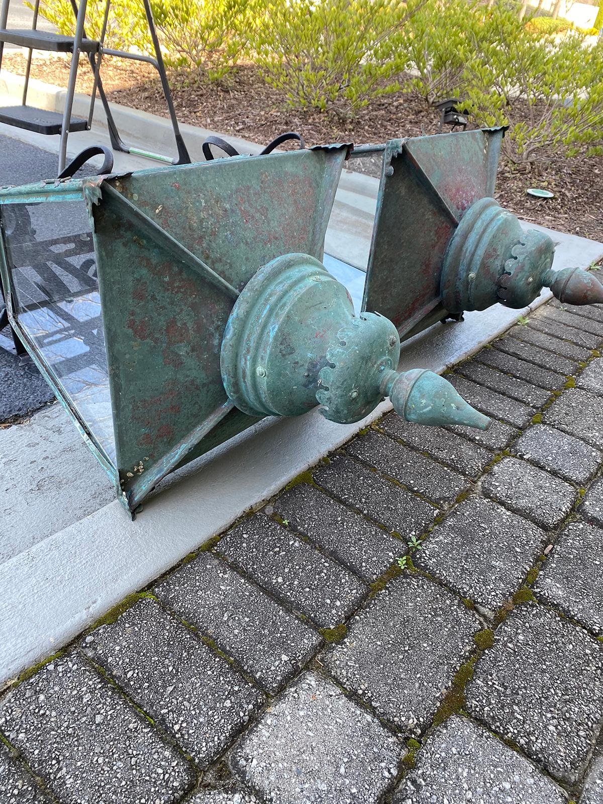 Pair Large 19th Century English Copper Lanterns with 20th Century Iron Brackets For Sale 10