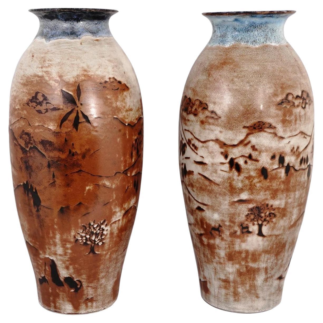 Coppia di grandi vasi in ceramica giapponese della metà del secolo scorso da 28 pollici