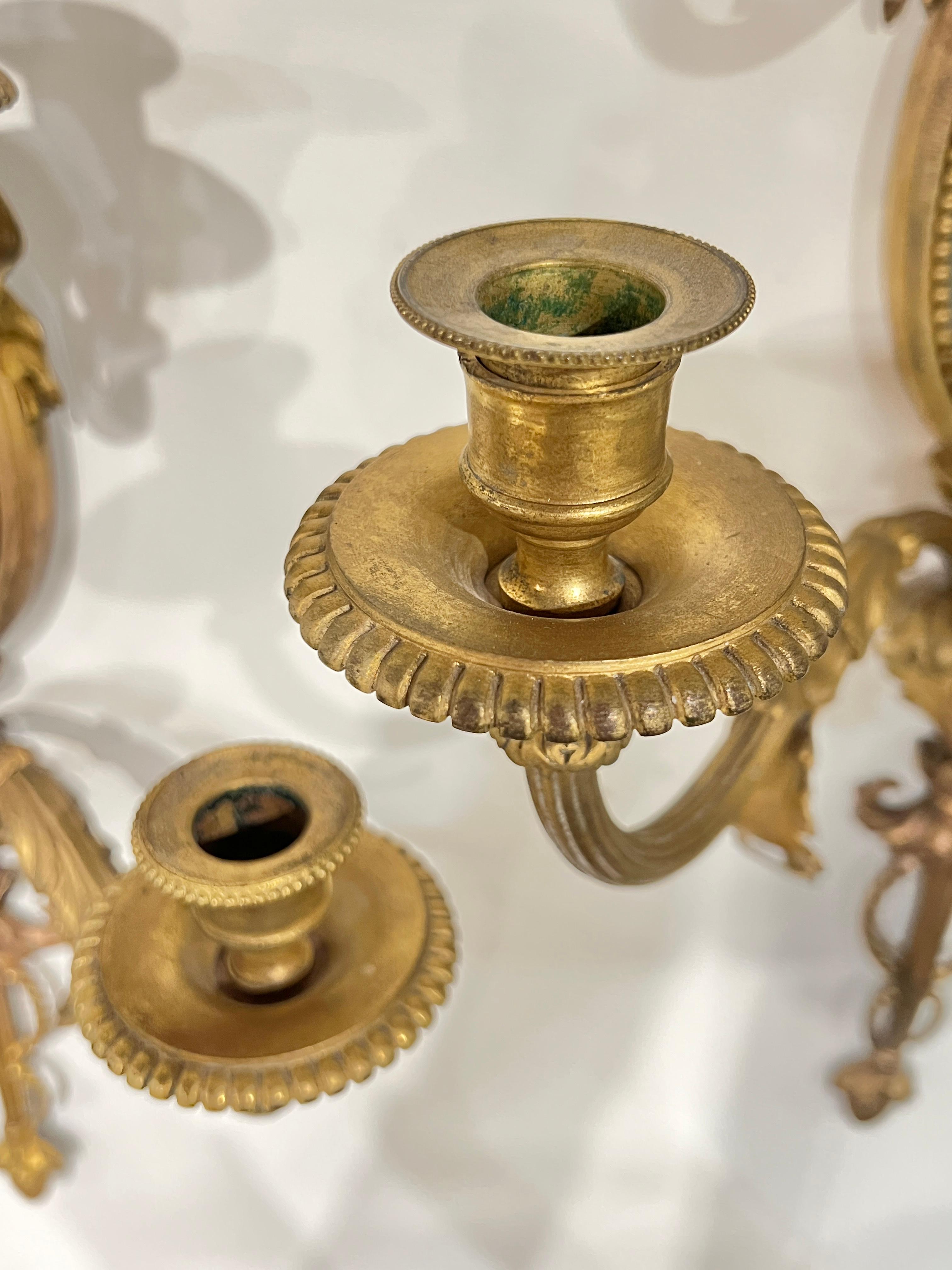Coppia di grandi lampade francesi in stile Luigi XVI in bronzo dorato e diaspro porcellana in vendita 5
